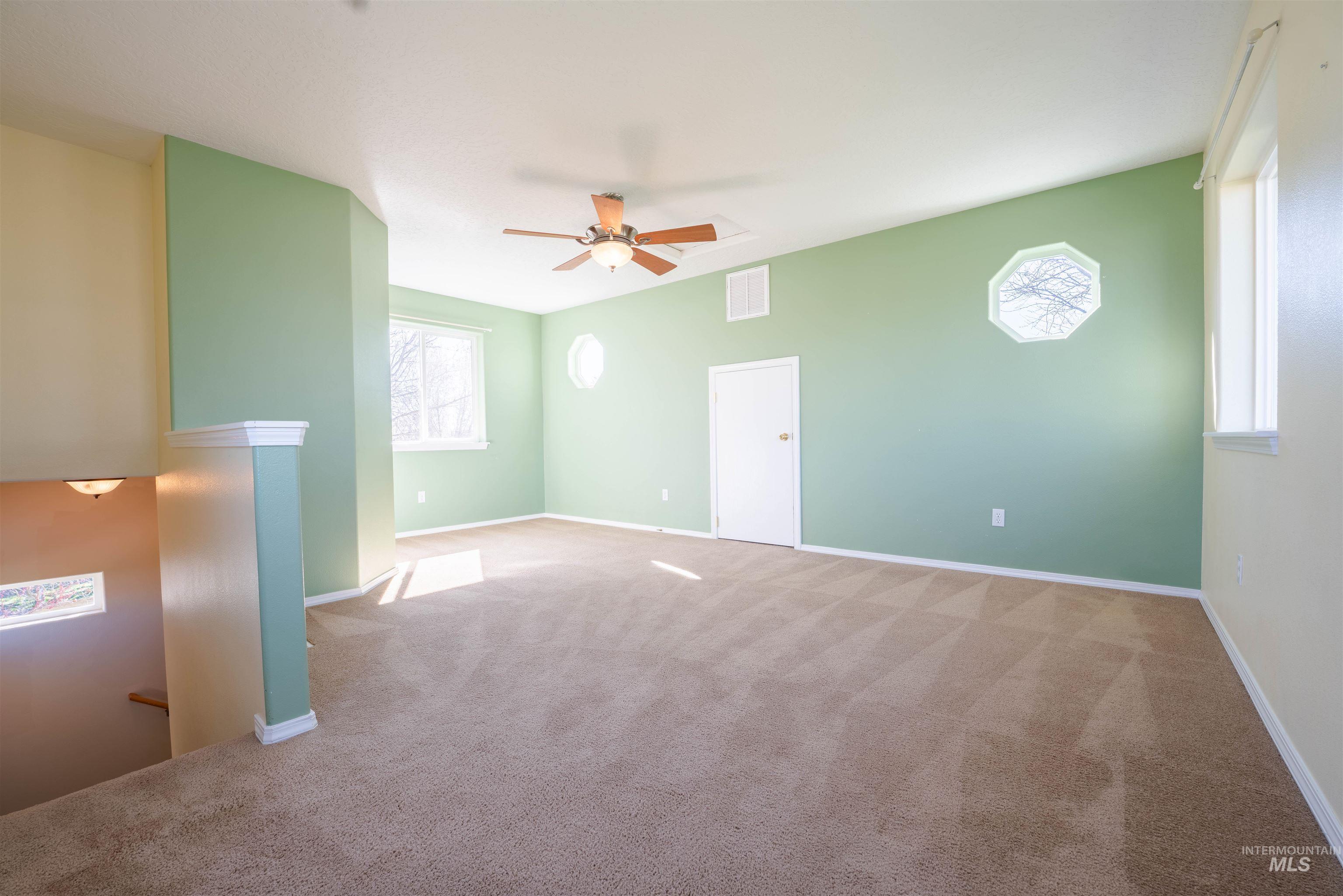 1156 W. Skagway, Kuna, Idaho 83634, 5 Bedrooms, 3 Bathrooms, Residential For Sale, Price $670,000,MLS 98978182