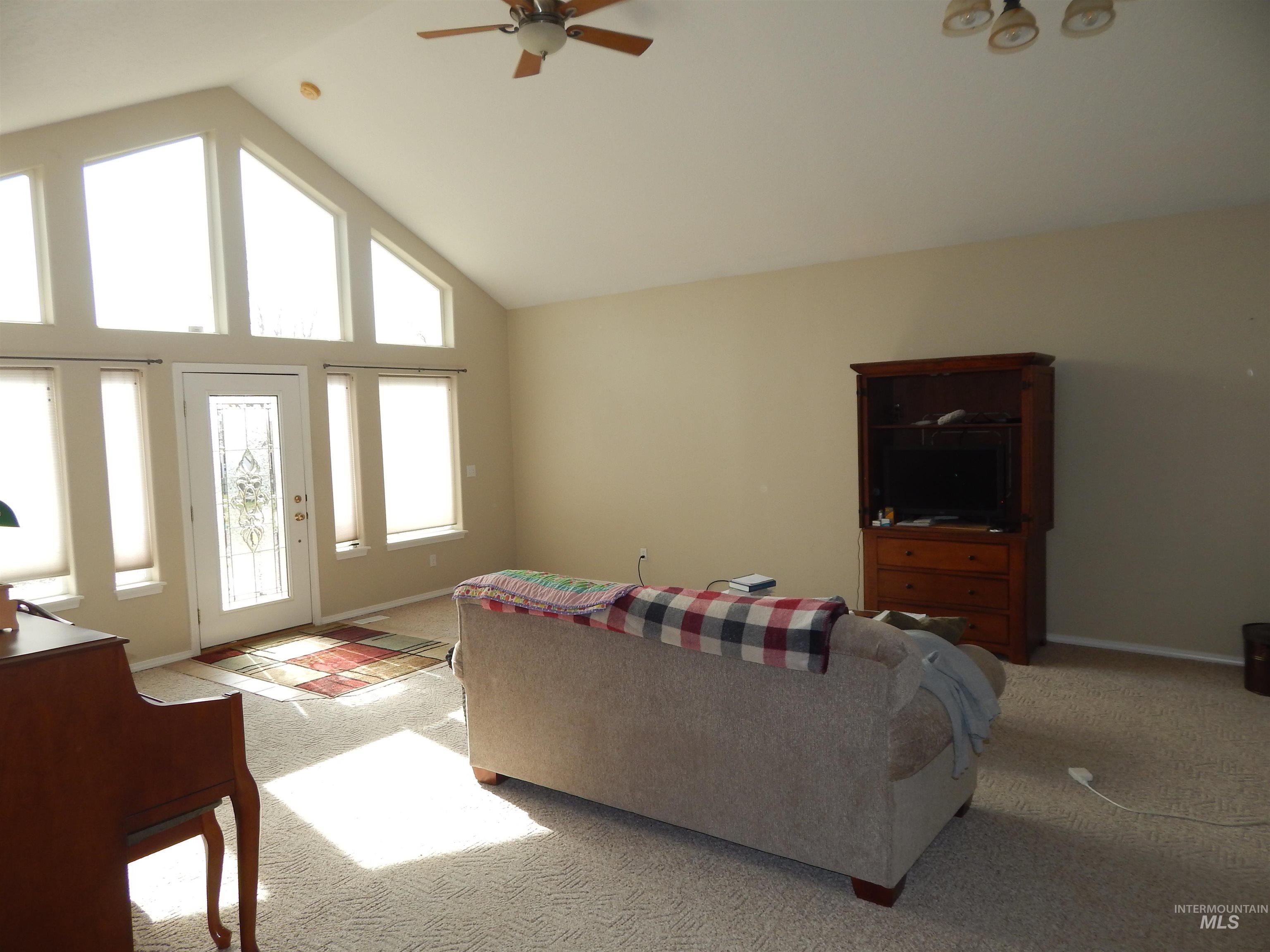 1156 W. Skagway, Kuna, Idaho 83634, 5 Bedrooms, 3 Bathrooms, Residential For Sale, Price $679,000,MLS 98978182