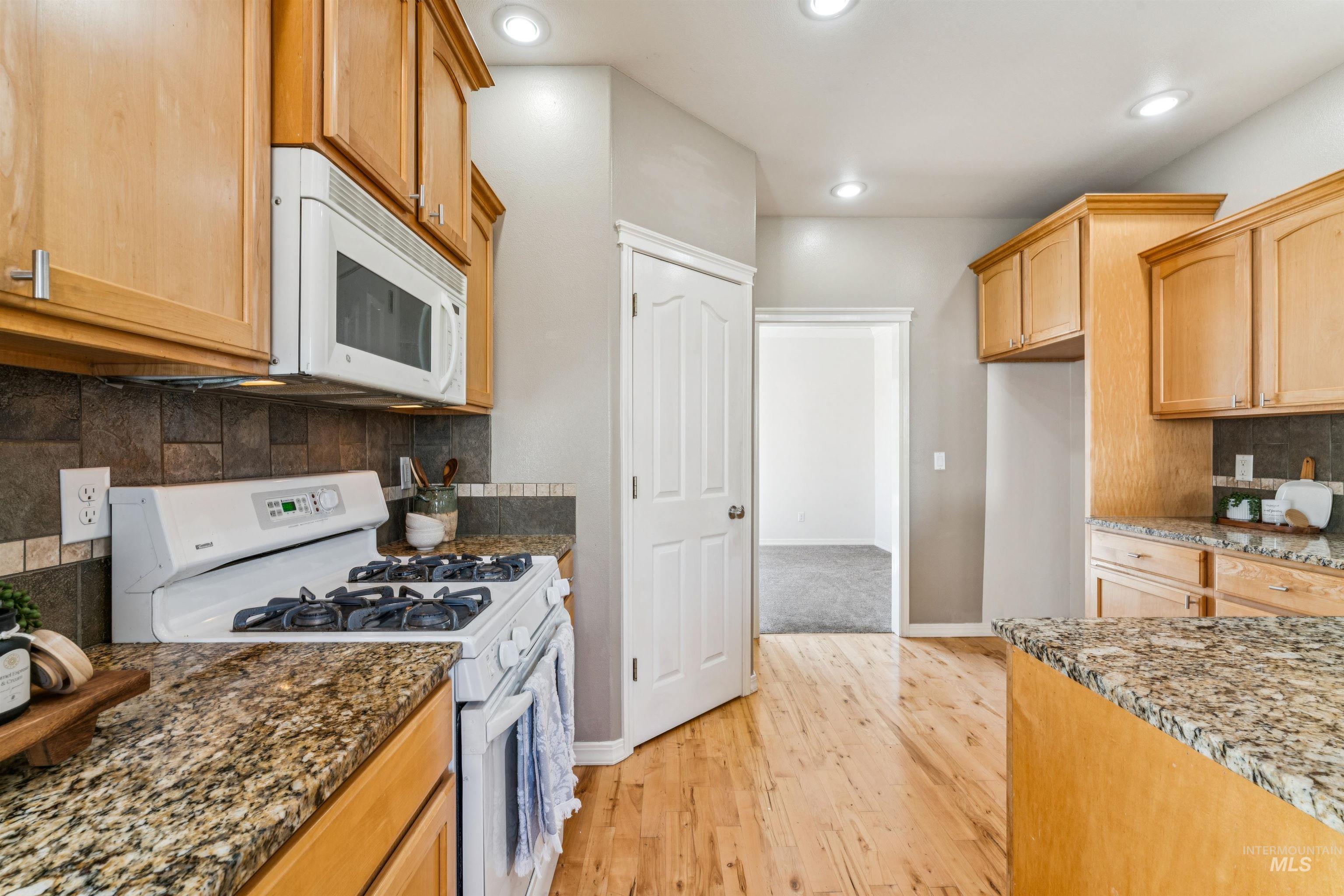 4618 N Chapala Way, Boise, Idaho 83713, 4 Bedrooms, 2.5 Bathrooms, Residential For Sale, Price $594,000,MLS 98978184