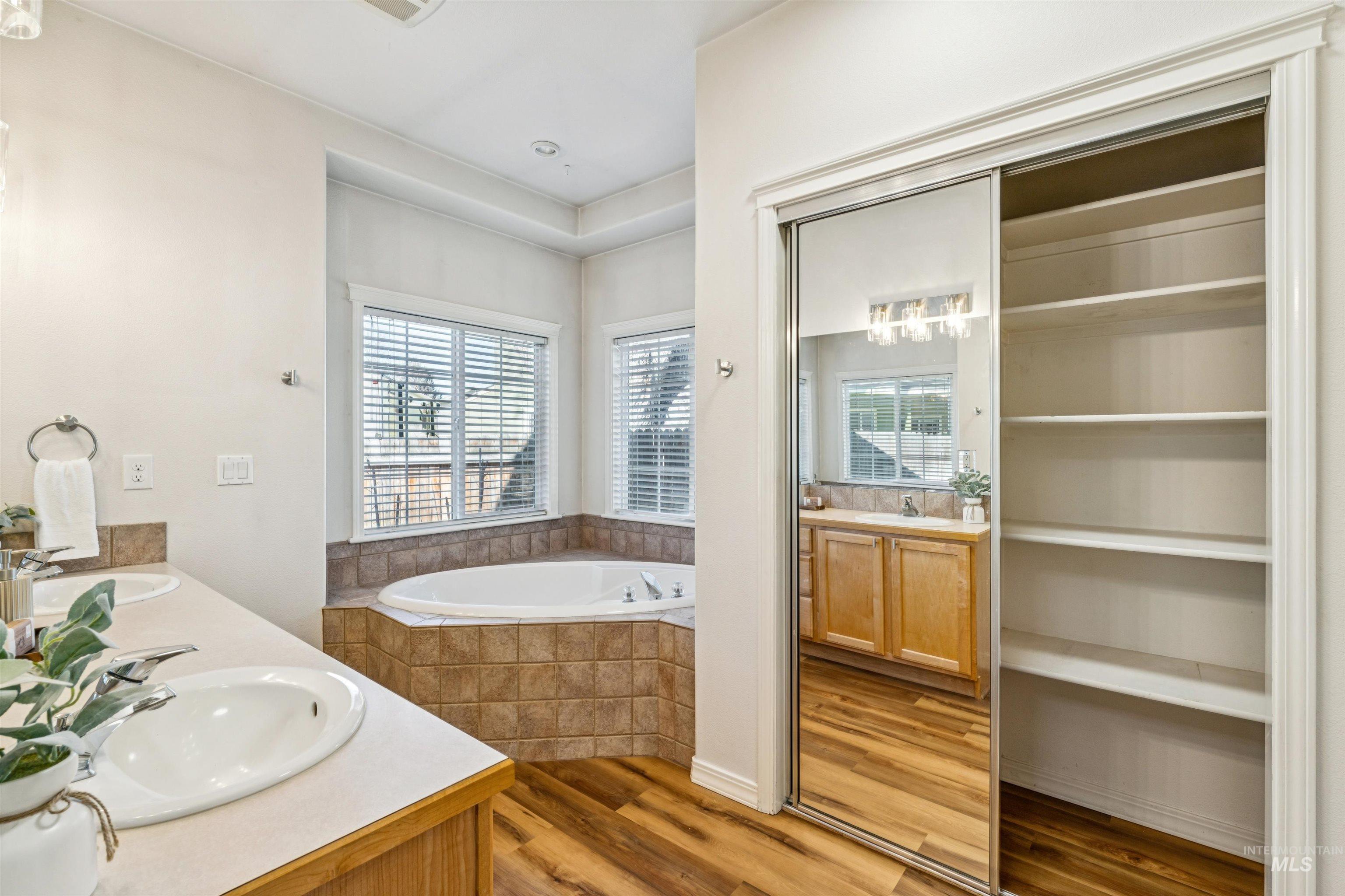 4618 N Chapala Way, Boise, Idaho 83713, 4 Bedrooms, 2.5 Bathrooms, Residential For Sale, Price $594,000,MLS 98978184