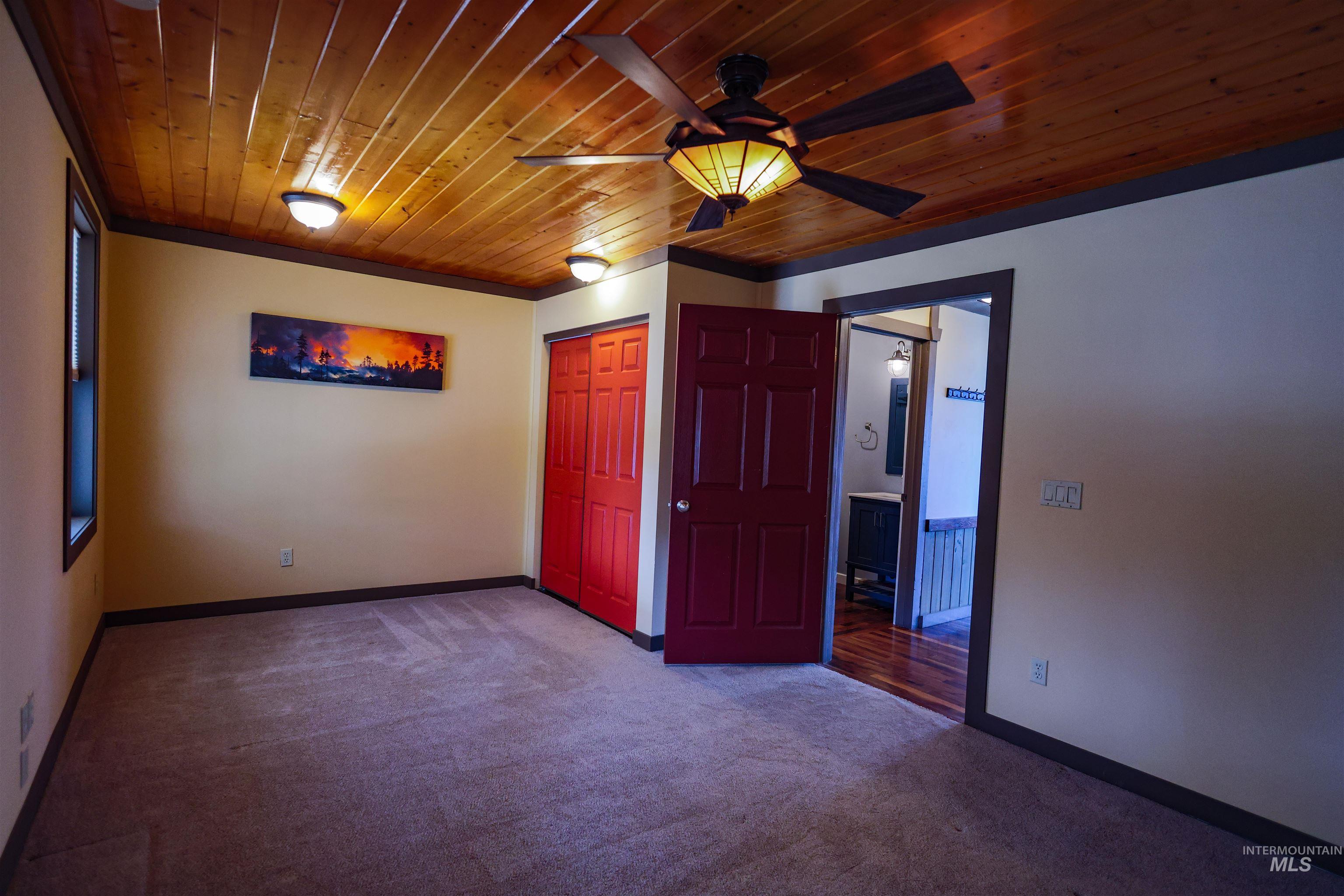 402 Beaver Slide Road, Kamiah, Idaho 83536, 2 Bedrooms, 2 Bathrooms, Residential For Sale, Price $554,000,MLS 98978187