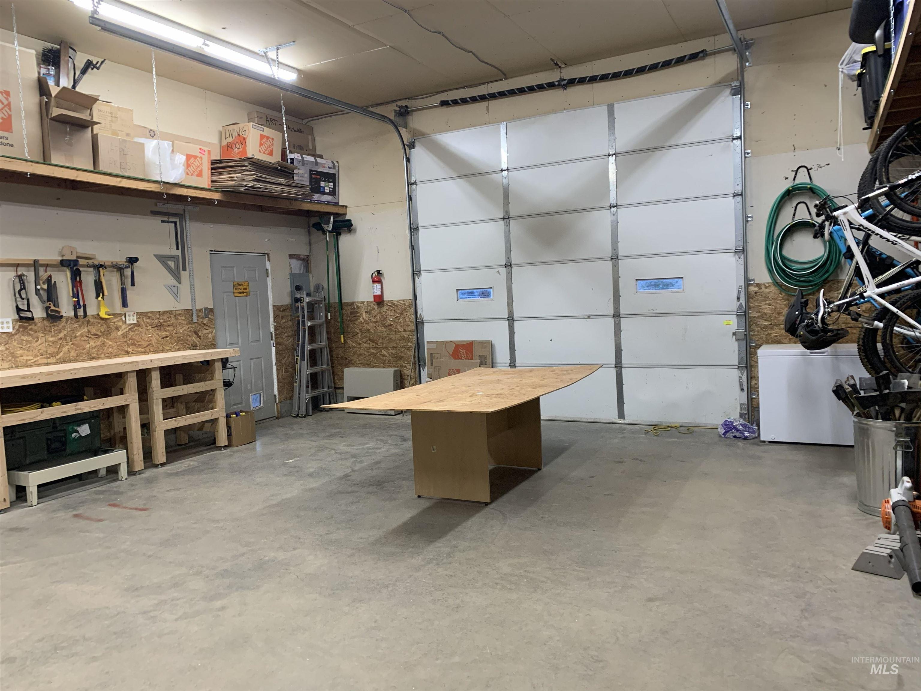 402 Beaver Slide Road, Kamiah, Idaho 83536, 2 Bedrooms, 2 Bathrooms, Residential For Sale, Price $554,000,MLS 98978187