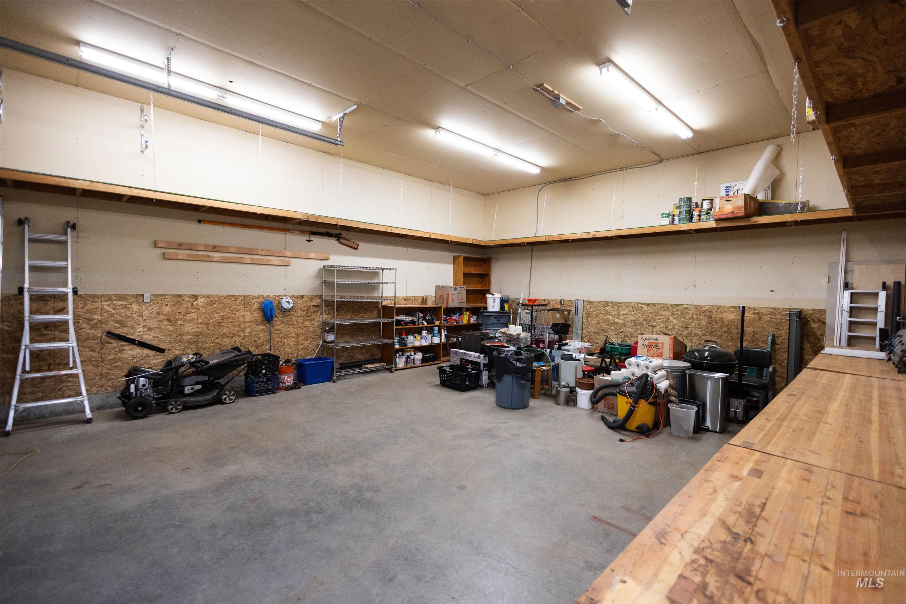 402 Beaver Slide Road, Kamiah, Idaho 83536, 2 Bedrooms, 2 Bathrooms, Residential For Sale, Price $554,000,MLS 98978187