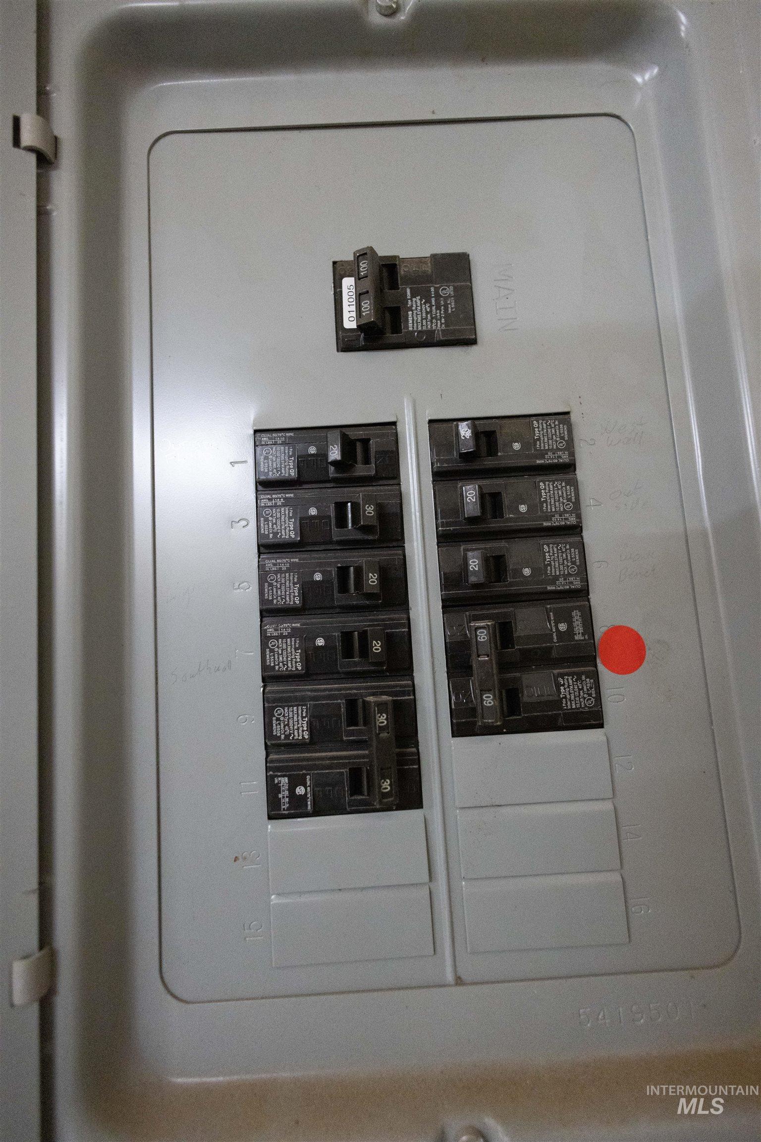 402 Beaver Slide Road, Kamiah, Idaho 83536, 2 Bedrooms, 2 Bathrooms, Residential For Sale, Price $554,000,MLS 98978187