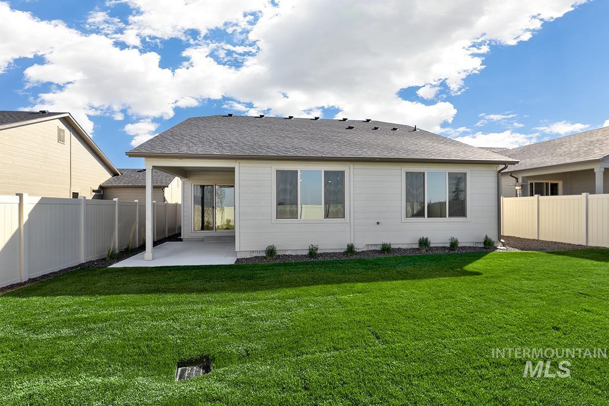 7135 S Skybreak Lane, Meridian, Idaho 83642, 3 Bedrooms, 2 Bathrooms, Residential For Sale, Price $512,000,MLS 98978191