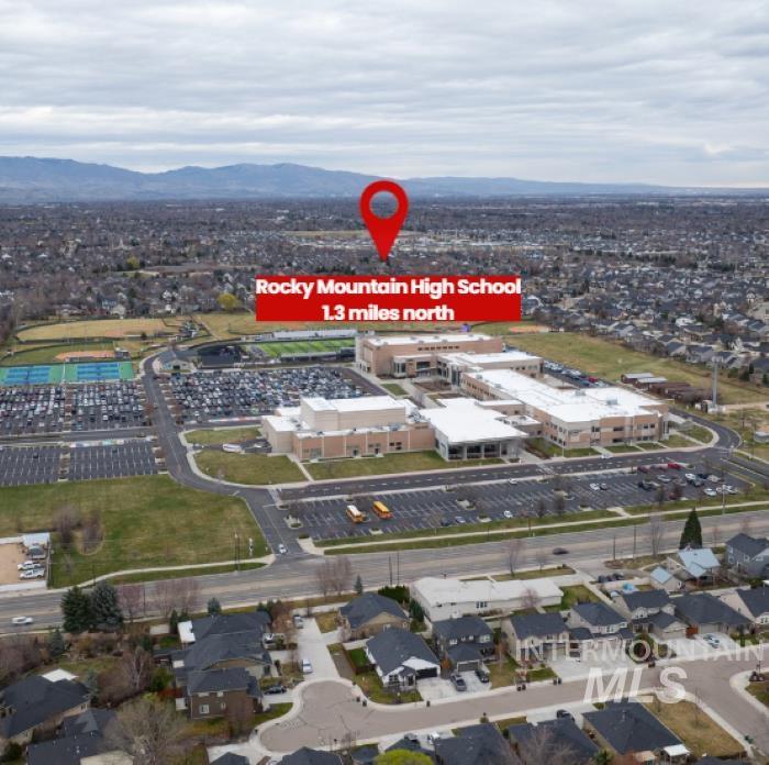 1398 W Woodpine St, Meridian, Idaho 83646, 2 Bedrooms, 2 Bathrooms, Residential For Sale, Price $404,999,MLS 98978193