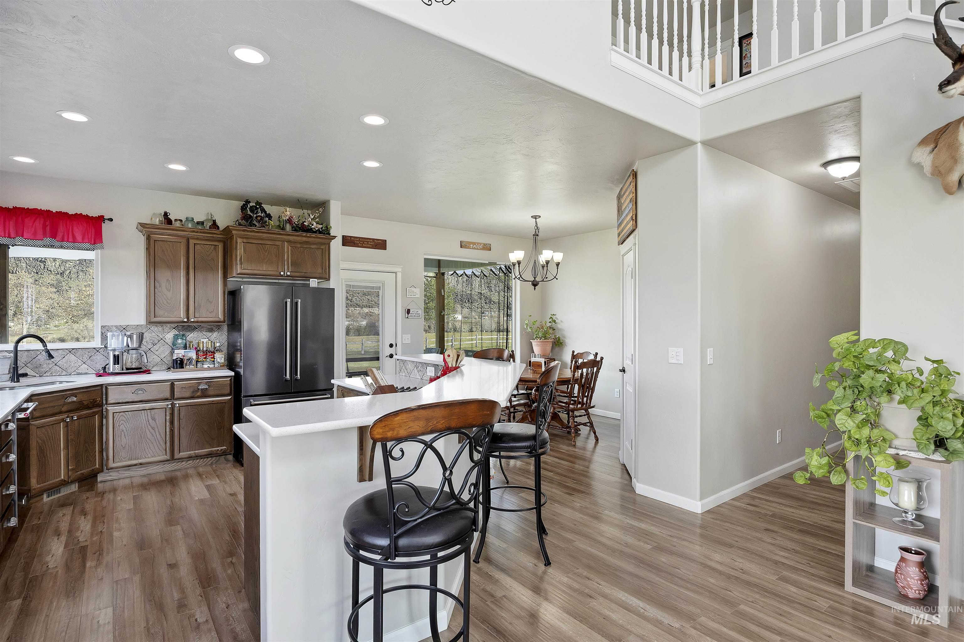 324 Clear Lake Ln, Buhl, Idaho 83316, 3 Bedrooms, 2.5 Bathrooms, Residential For Sale, Price $629,000,MLS 98978194