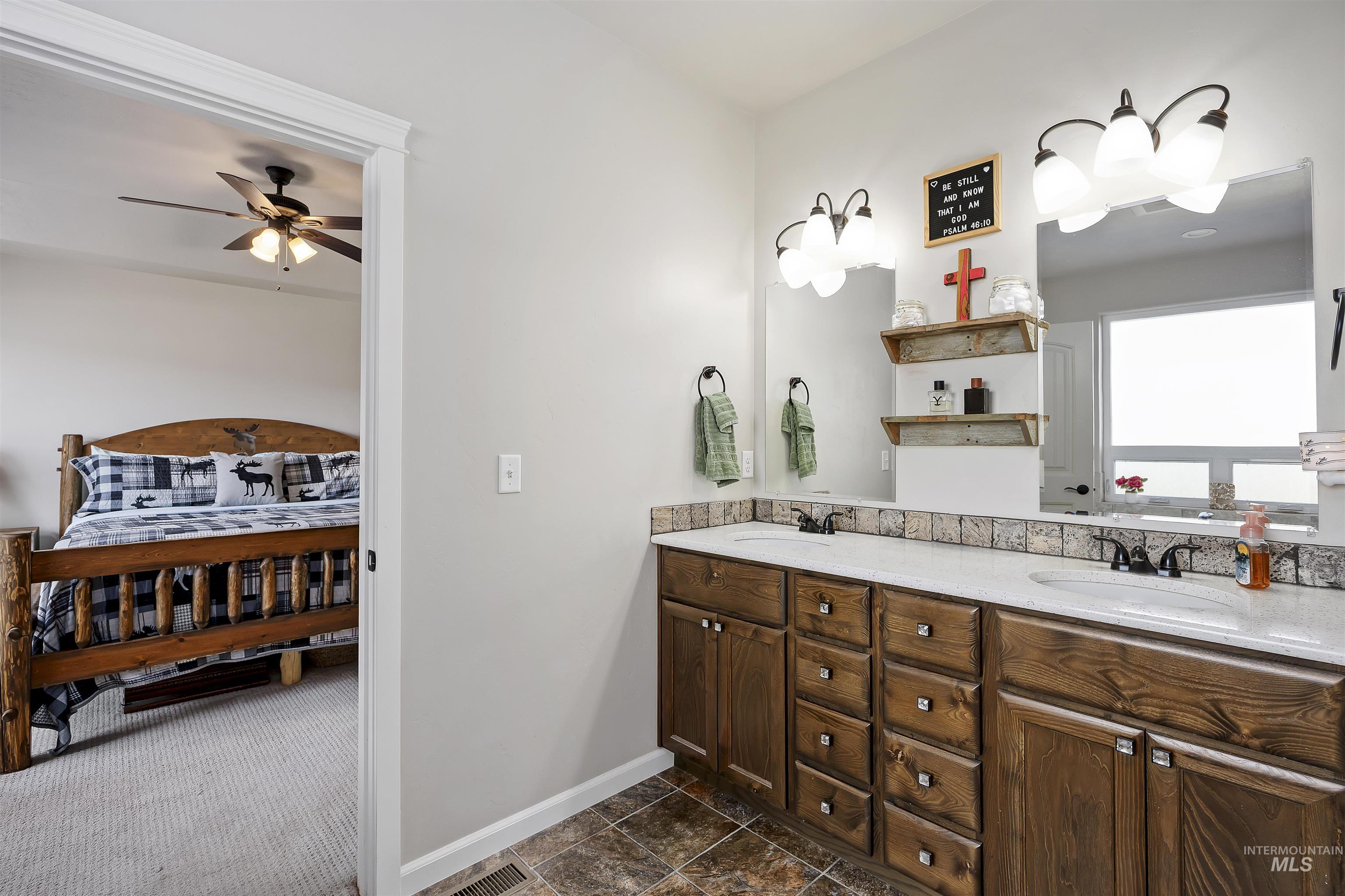 324 Clear Lake Ln, Buhl, Idaho 83316, 3 Bedrooms, 2.5 Bathrooms, Residential For Sale, Price $629,000,MLS 98978194