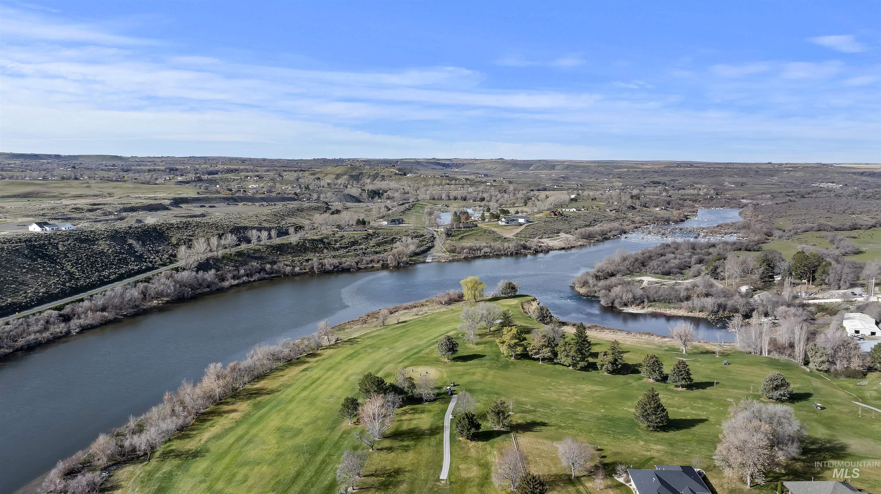 324 Clear Lake Ln, Buhl, Idaho 83316, 3 Bedrooms, 2.5 Bathrooms, Residential For Sale, Price $629,000,MLS 98978194