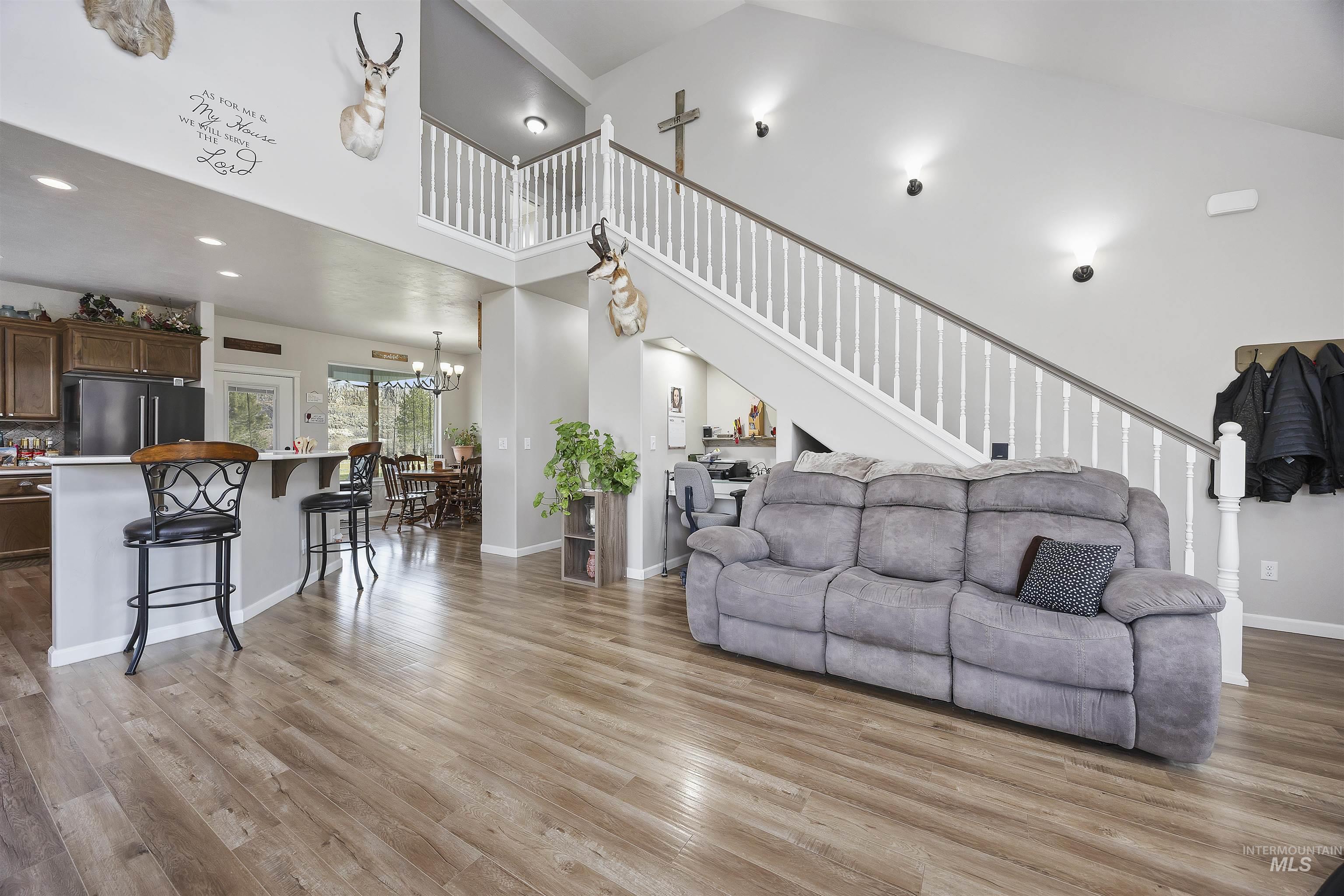 324 Clear Lake Ln, Buhl, Idaho 83316, 3 Bedrooms, 2.5 Bathrooms, Residential For Sale, Price $629,000,MLS 98978194