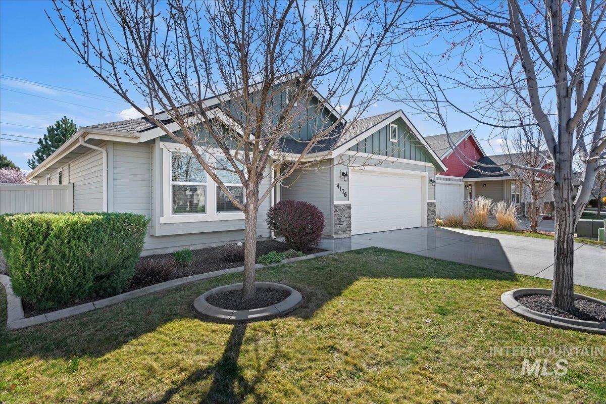 4176 N Alester Ave, Meridian, Idaho 83646, 3 Bedrooms, 2 Bathrooms, Residential For Sale, Price $449,900,MLS 98978195