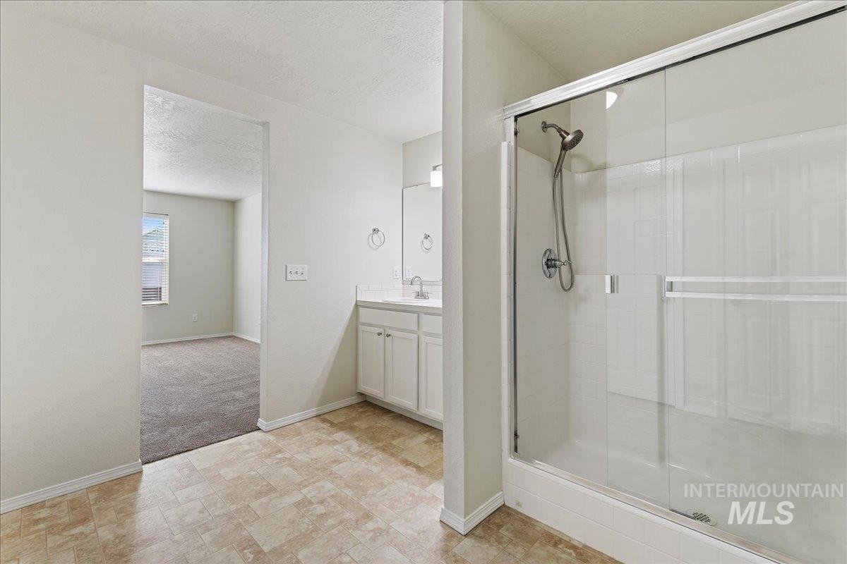 4176 N Alester Ave, Meridian, Idaho 83646, 3 Bedrooms, 2 Bathrooms, Residential For Sale, Price $449,900,MLS 98978195