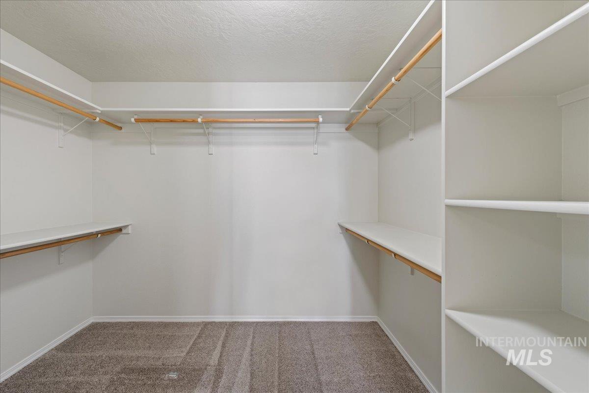 4176 N Alester Ave, Meridian, Idaho 83646, 3 Bedrooms, 2 Bathrooms, Residential For Sale, Price $449,900,MLS 98978195