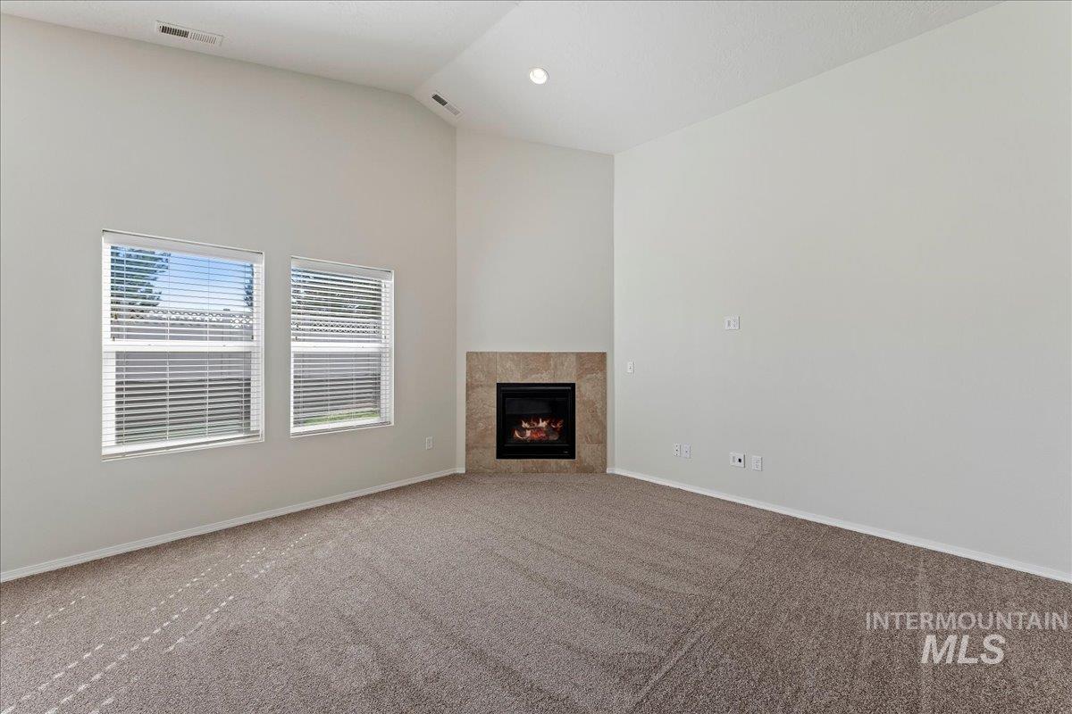 4176 N Alester Ave, Meridian, Idaho 83646, 3 Bedrooms, 2 Bathrooms, Residential For Sale, Price $449,900,MLS 98978195