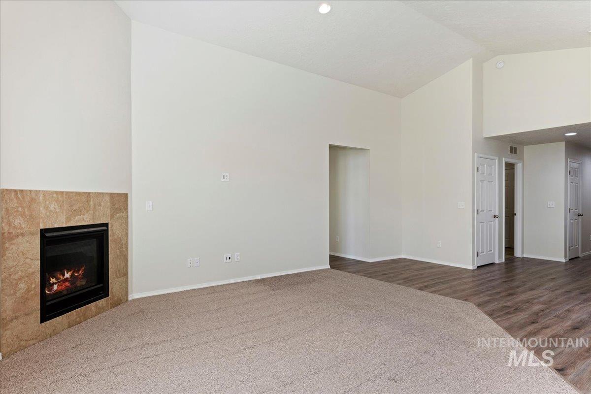 4176 N Alester Ave, Meridian, Idaho 83646, 3 Bedrooms, 2 Bathrooms, Residential For Sale, Price $449,900,MLS 98978195