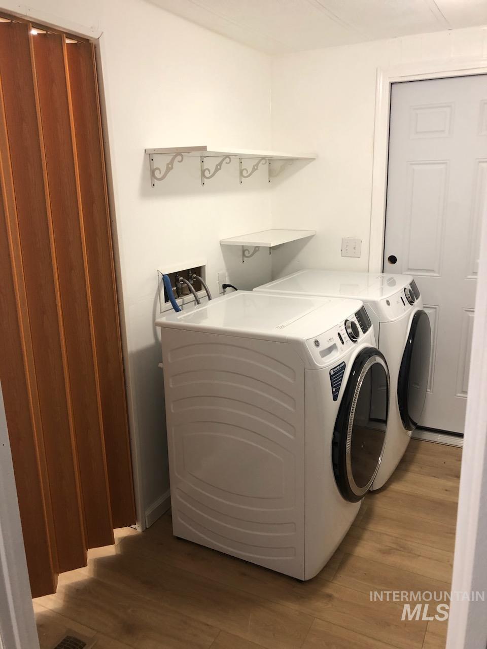 655 S Dolson Lane, Eagle, Idaho 83616, 3 Bedrooms, 2 Bathrooms, Residential For Sale, Price $125,000,MLS 98978197