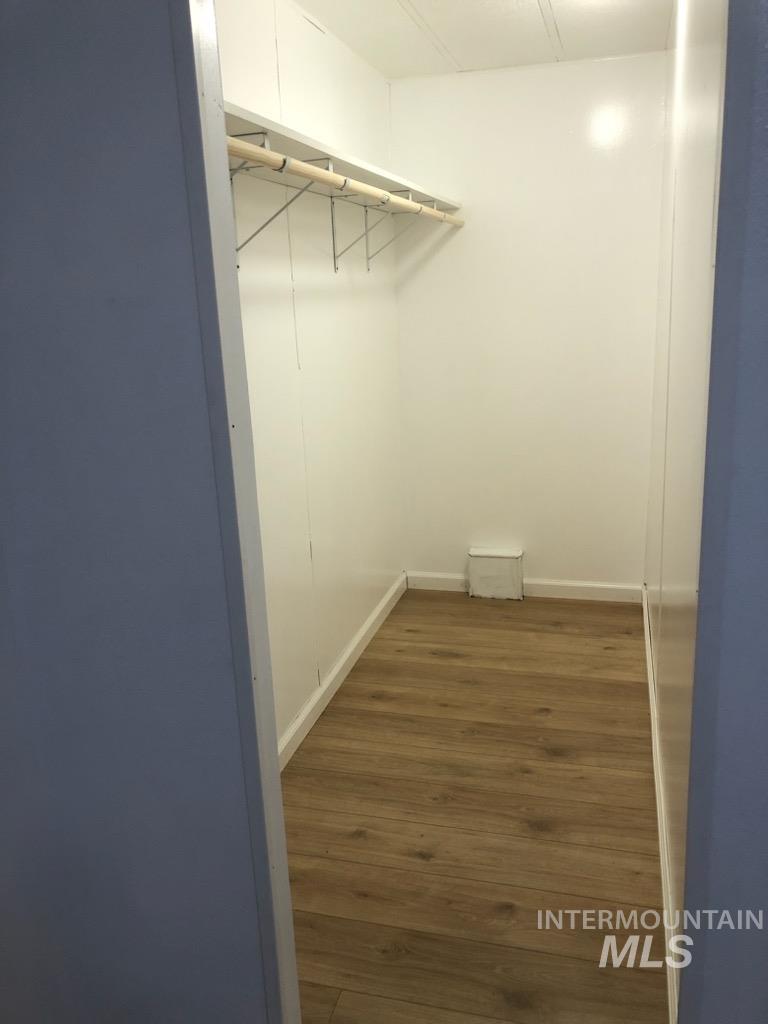 655 S Dolson Lane, Eagle, Idaho 83616, 3 Bedrooms, 2 Bathrooms, Residential For Sale, Price $125,000,MLS 98978197