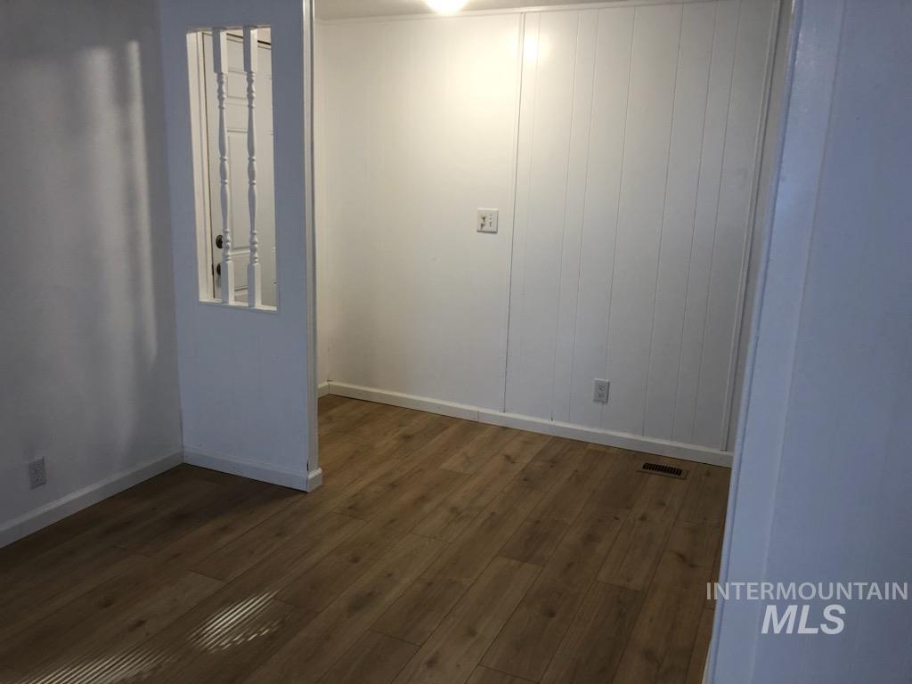 655 S Dolson Lane, Eagle, Idaho 83616, 3 Bedrooms, 2 Bathrooms, Residential For Sale, Price $125,000,MLS 98978197