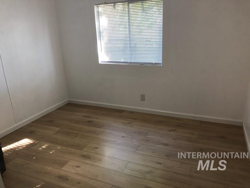 655 S Dolson Lane, Eagle, Idaho 83616, 3 Bedrooms, 2 Bathrooms, Residential For Sale, Price $125,000,MLS 98978197