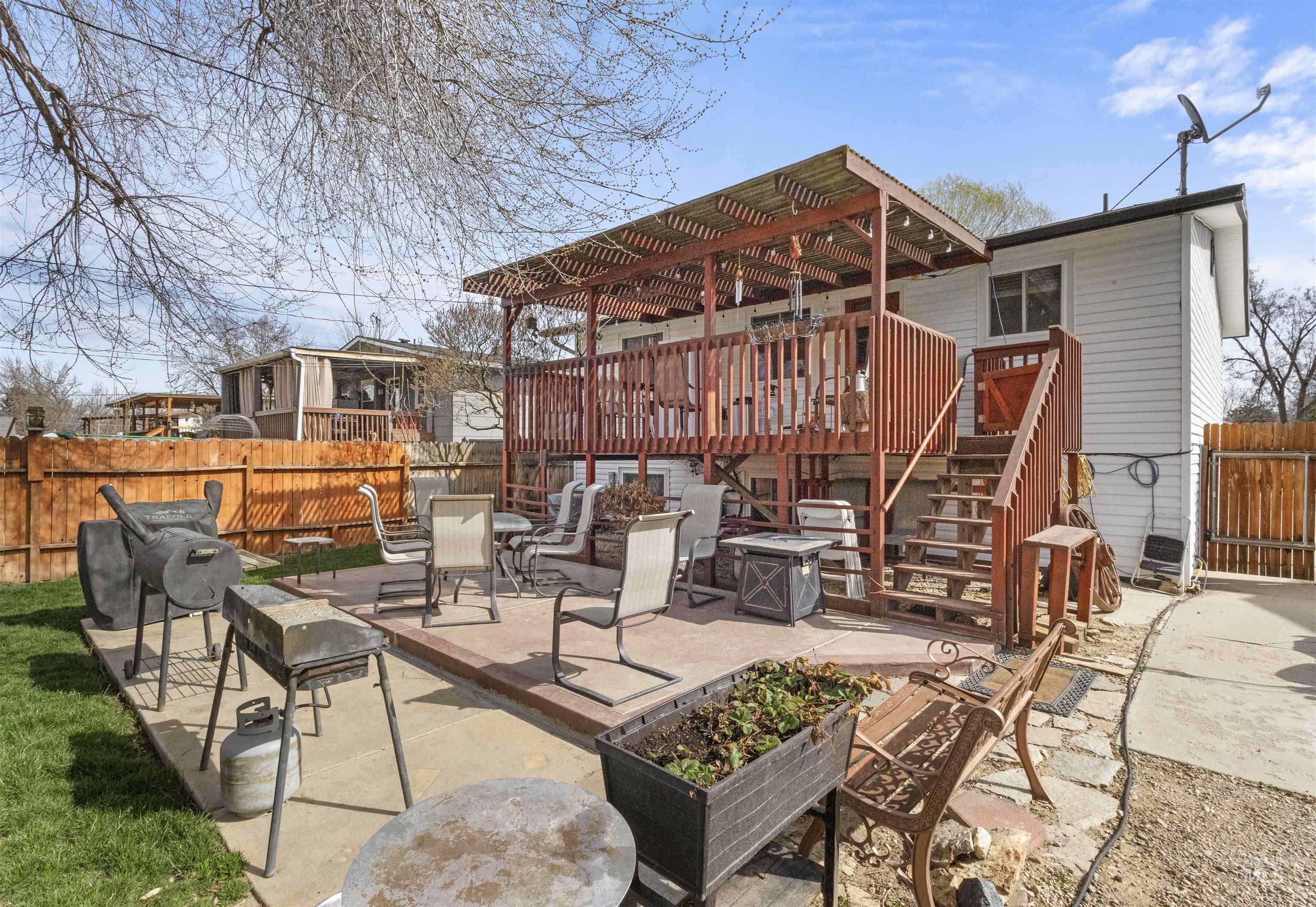 2693 S Hervey Street, Boise, Idaho 83705-0000, 4 Bedrooms, 2 Bathrooms, Residential For Sale, Price $460,000, 98978198