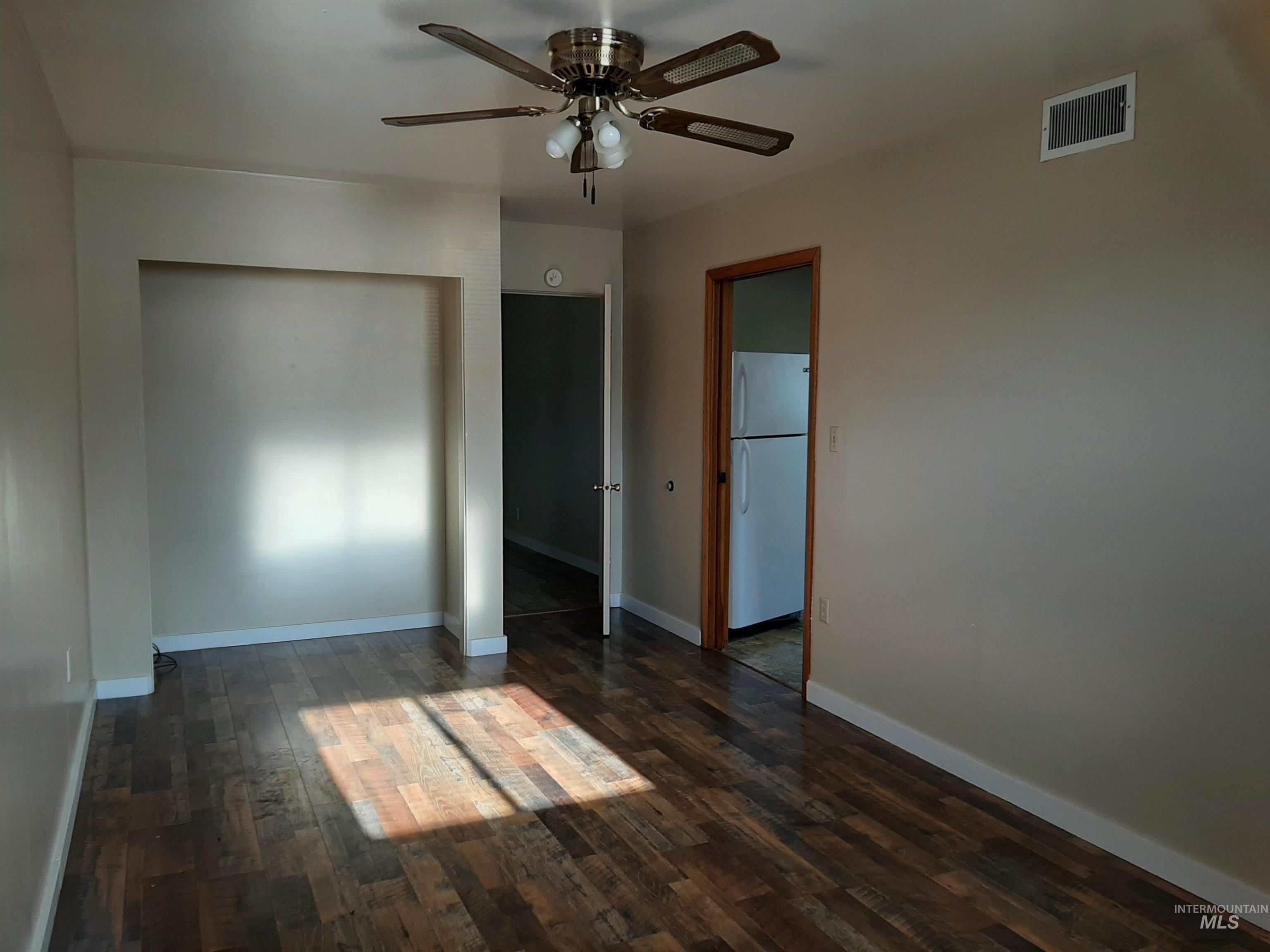 10 N Division, Pinehurst, Idaho 83850, Business/Commercial For Sale, Price $449,500,MLS 98978199