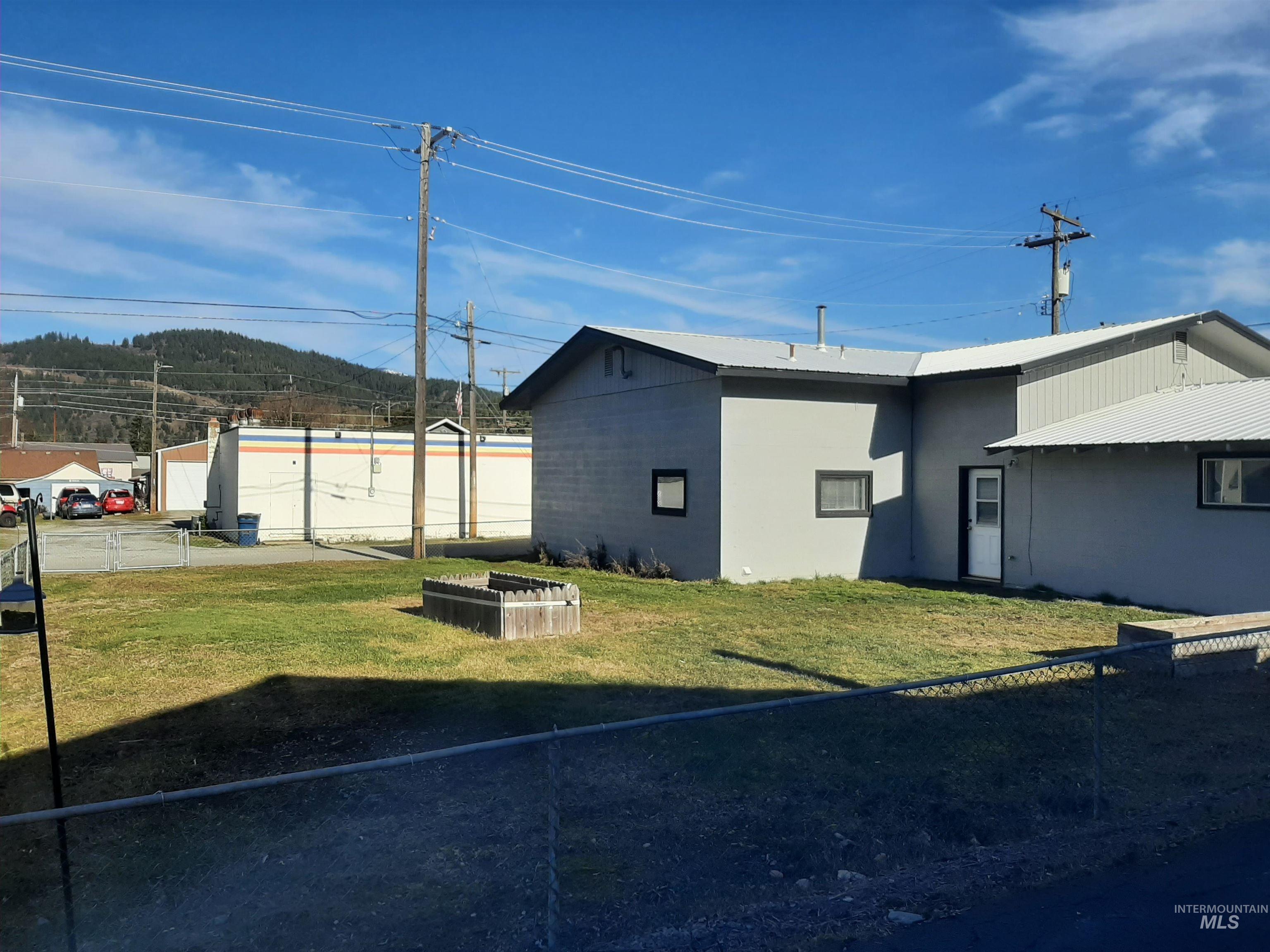 10 N Division, Pinehurst, Idaho 83850, Business/Commercial For Sale, Price $449,500,MLS 98978199