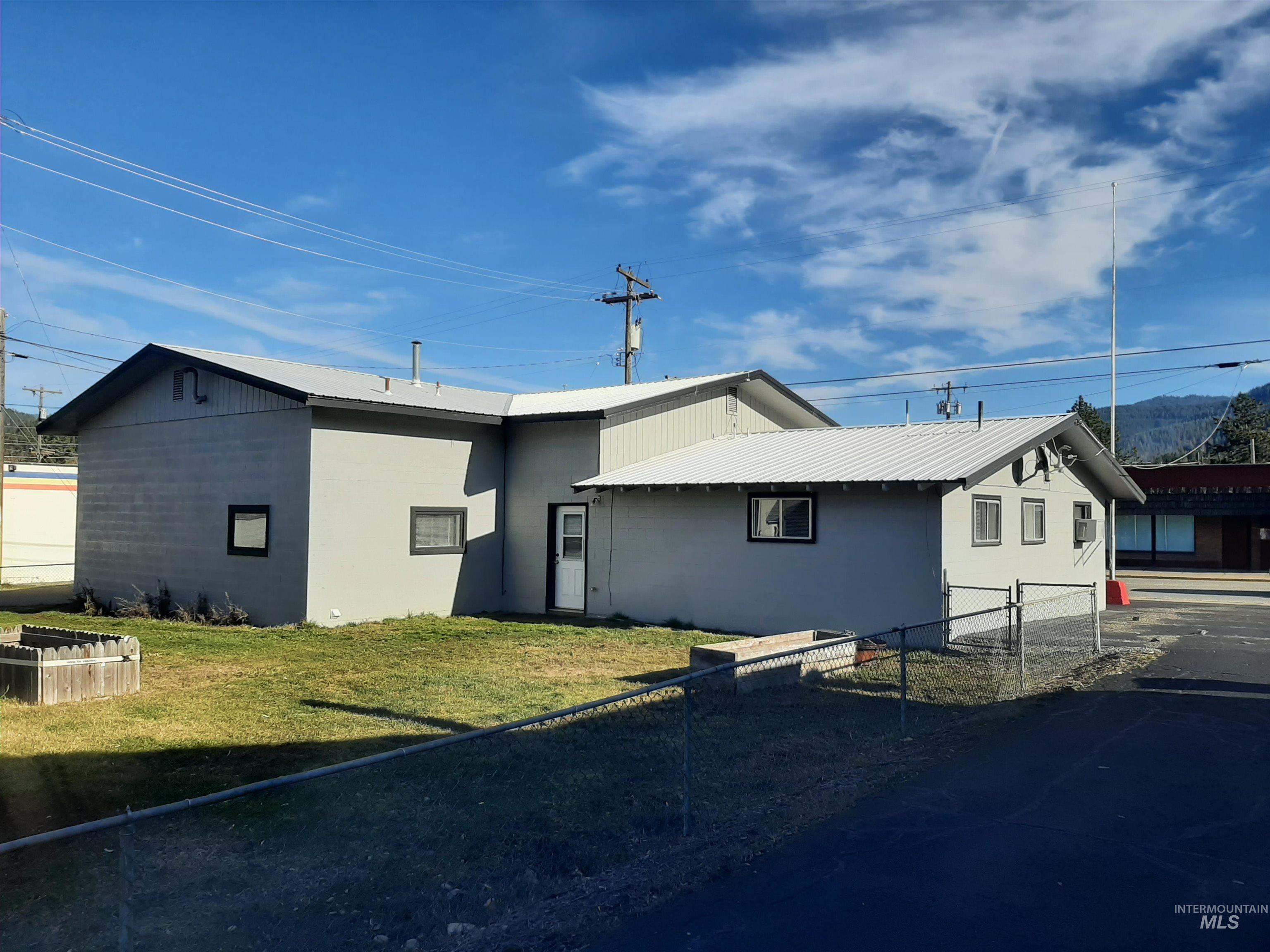 10 N Division, Pinehurst, Idaho 83850, Business/Commercial For Sale, Price $449,500,MLS 98978199
