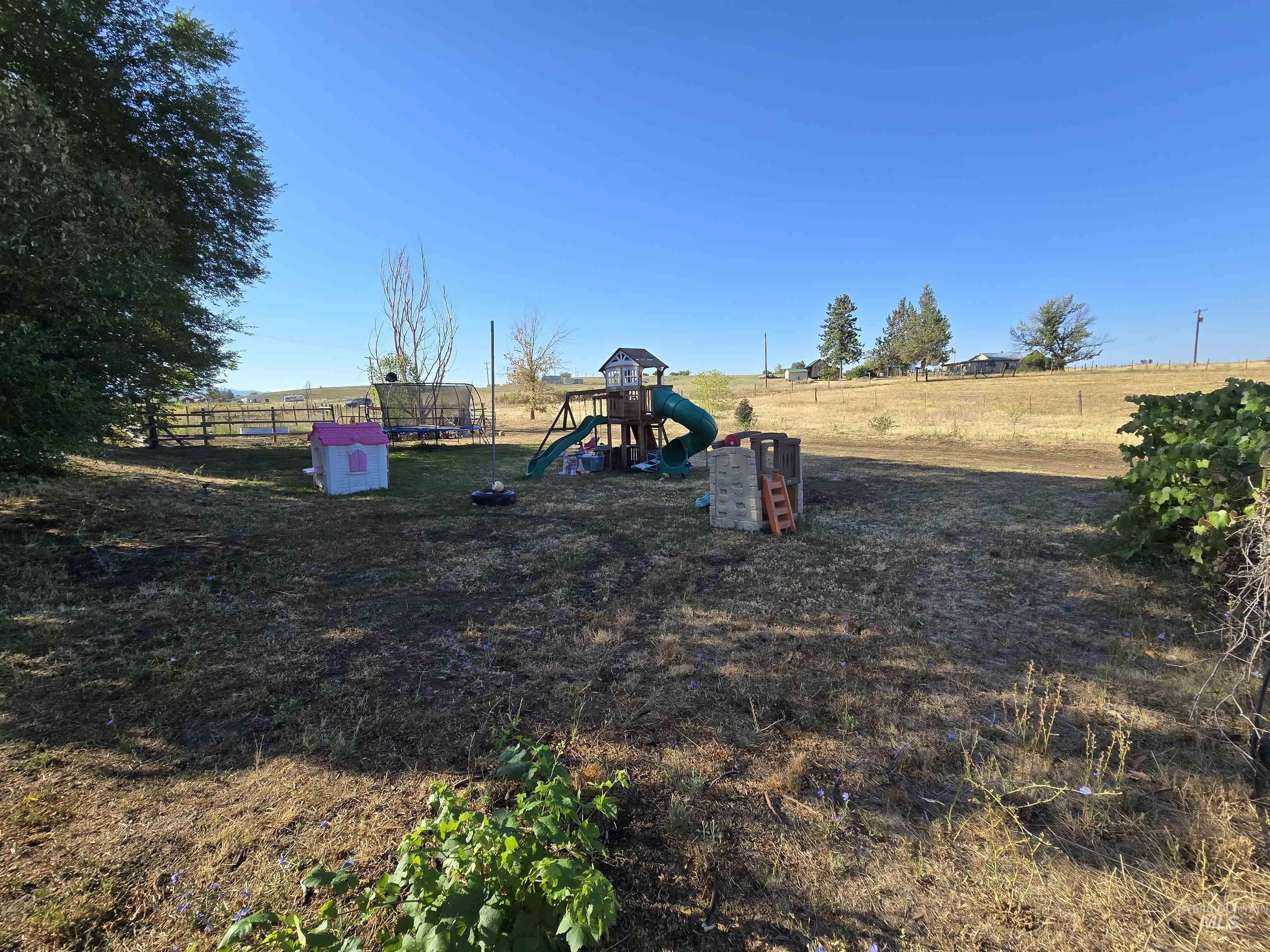 2218 Kilborn LN, Mesa, Idaho 83643-3643, 3 Bedrooms, 3 Bathrooms, Residential For Sale, Price $495,000,MLS 98978200