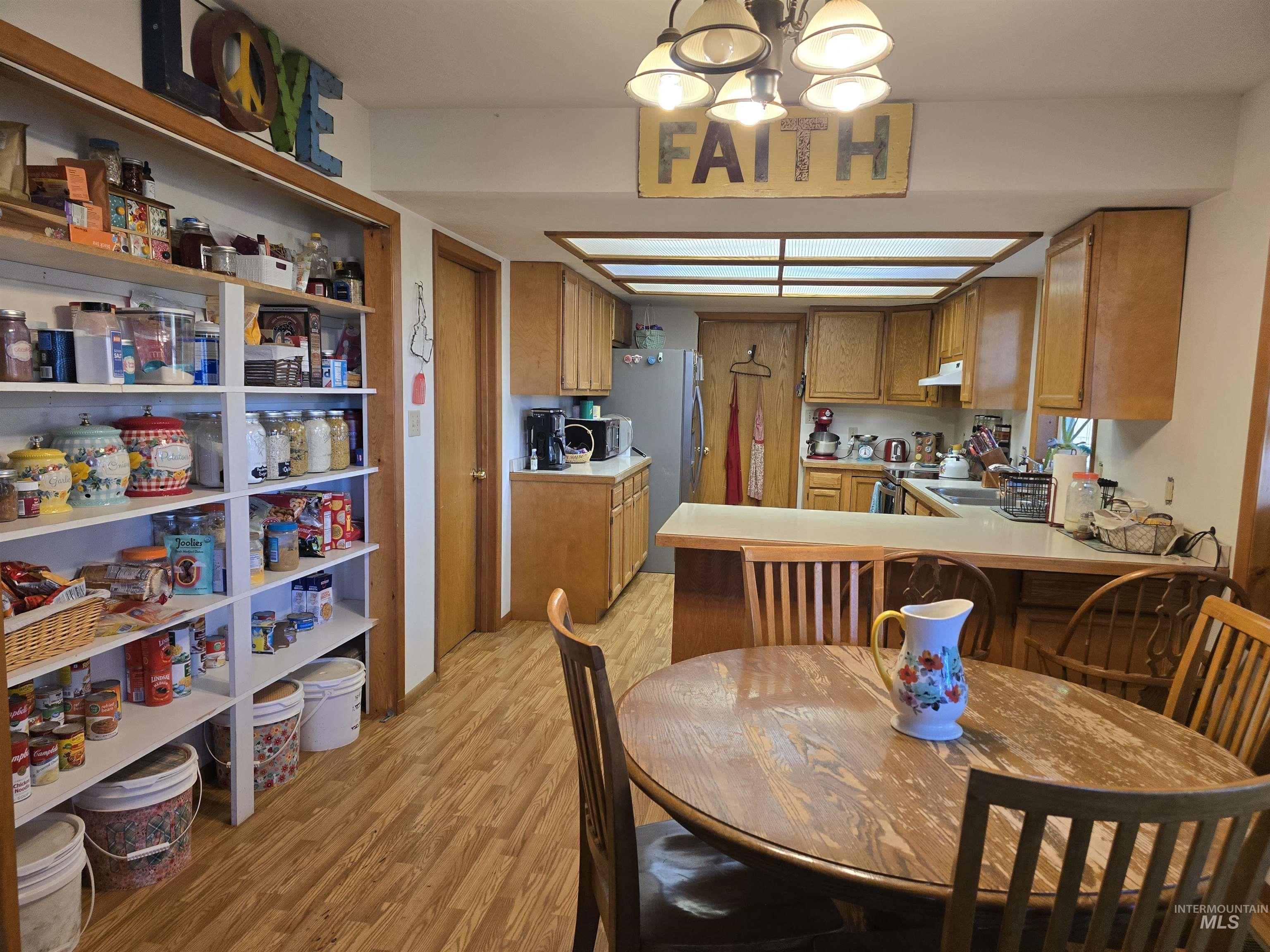 2218 Kilborn LN, Mesa, Idaho 83643-3643, 3 Bedrooms, 3 Bathrooms, Residential For Sale, Price $495,000,MLS 98978200