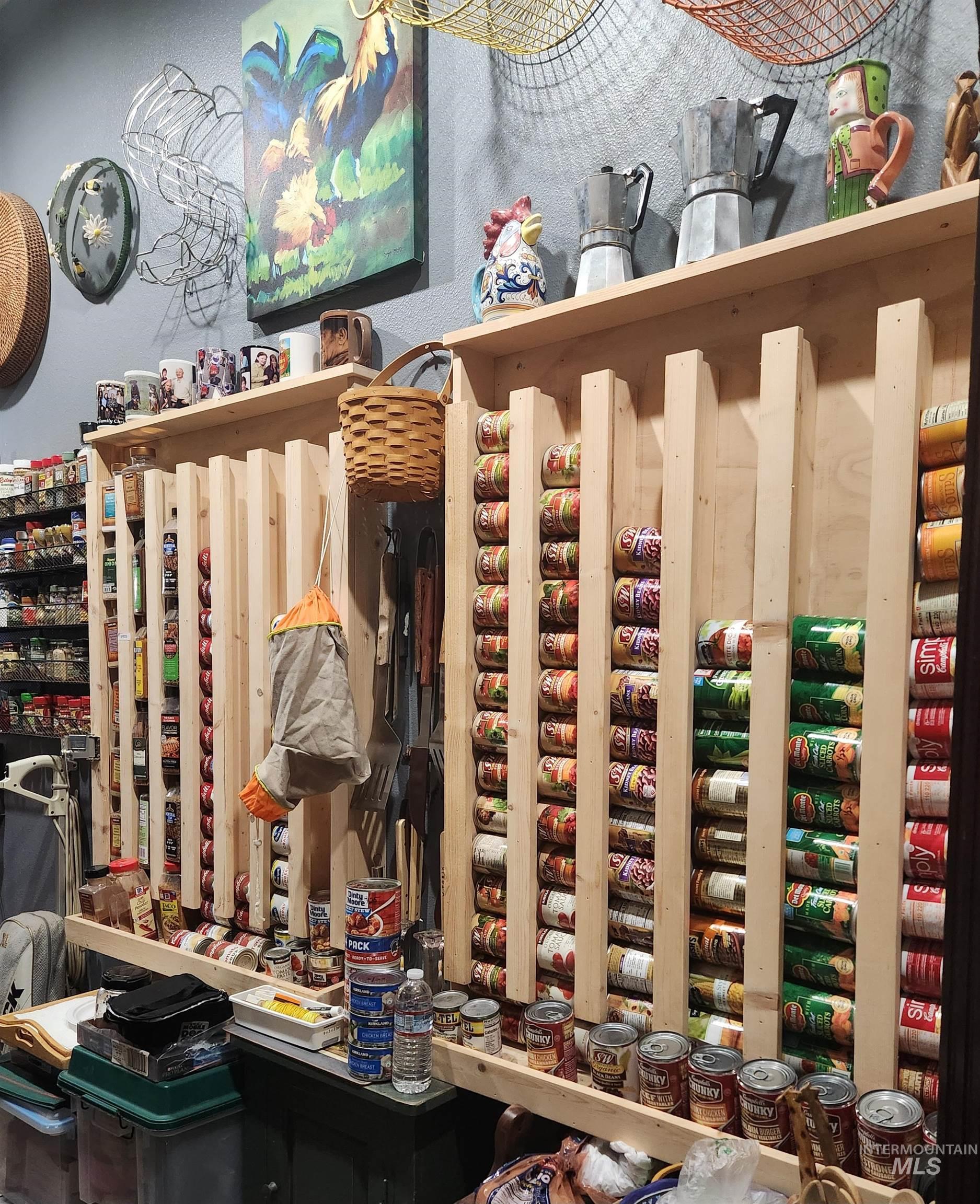 2267 Private Road 1, Cambridge, Idaho 83610, 3 Bedrooms, 1.5 Bathrooms, Residential For Sale, Price $685,000,MLS 98978201