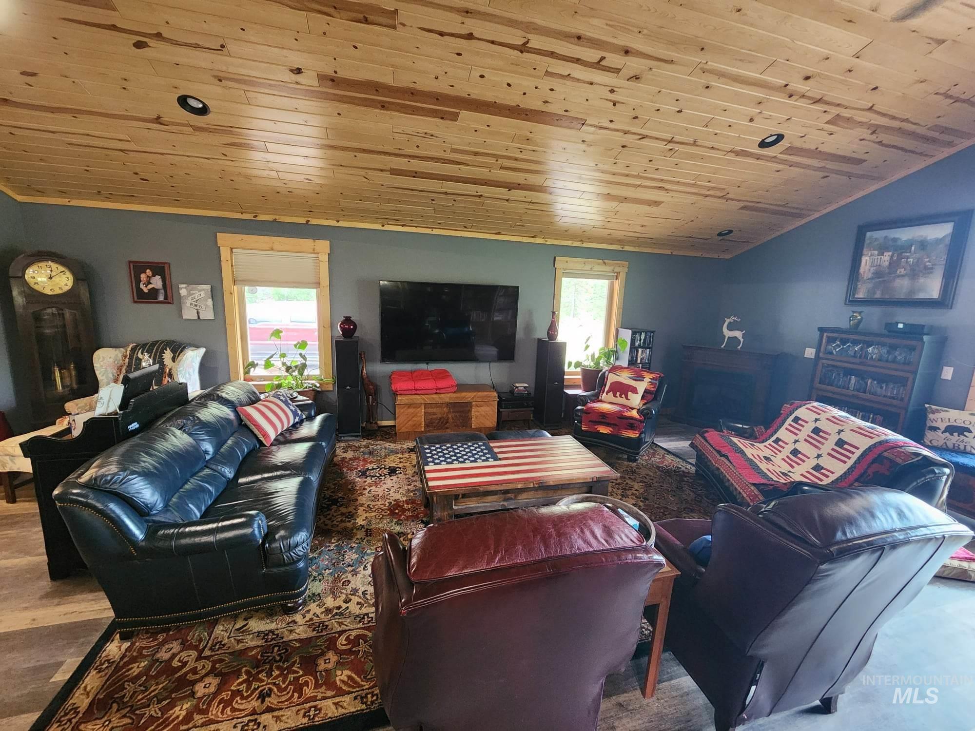 2267 Private Road 1, Cambridge, Idaho 83610, 3 Bedrooms, 1.5 Bathrooms, Residential For Sale, Price $685,000,MLS 98978201