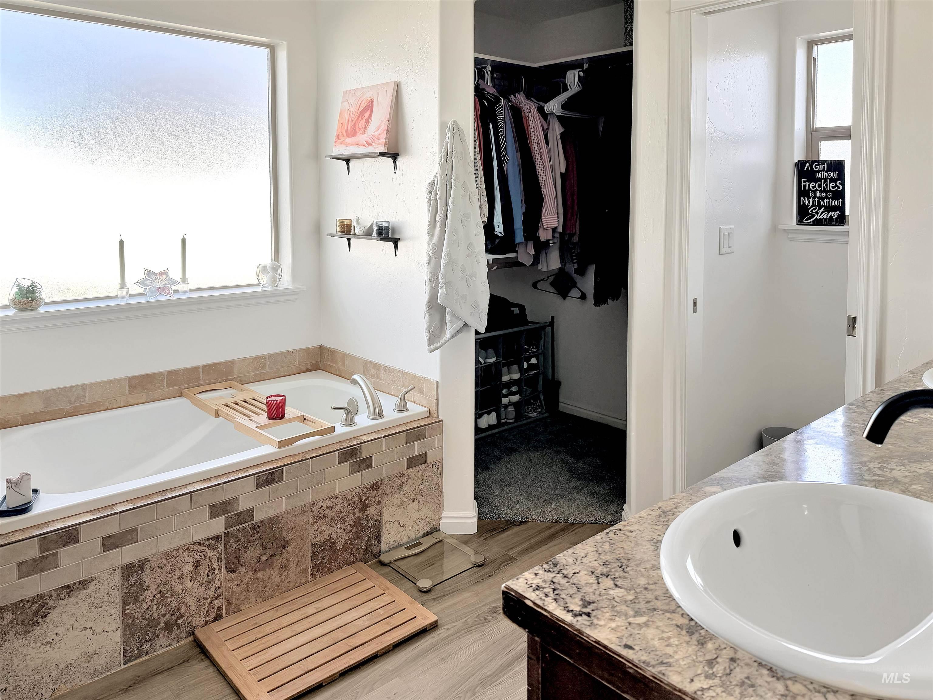 2407 FORGE, Twin Falls, Idaho 83301-0000, 3 Bedrooms, 2 Bathrooms, Residential For Sale, Price $420,000,MLS 98978204