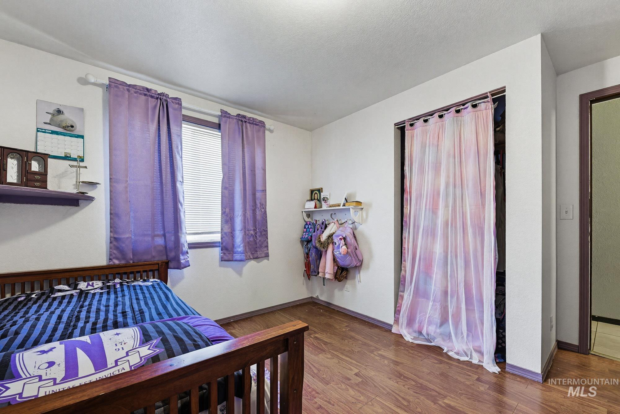 8792 W Canterbury St., Boise, Idaho 83704, 3 Bedrooms, 2 Bathrooms, Residential For Sale, Price $364,999,MLS 98978206