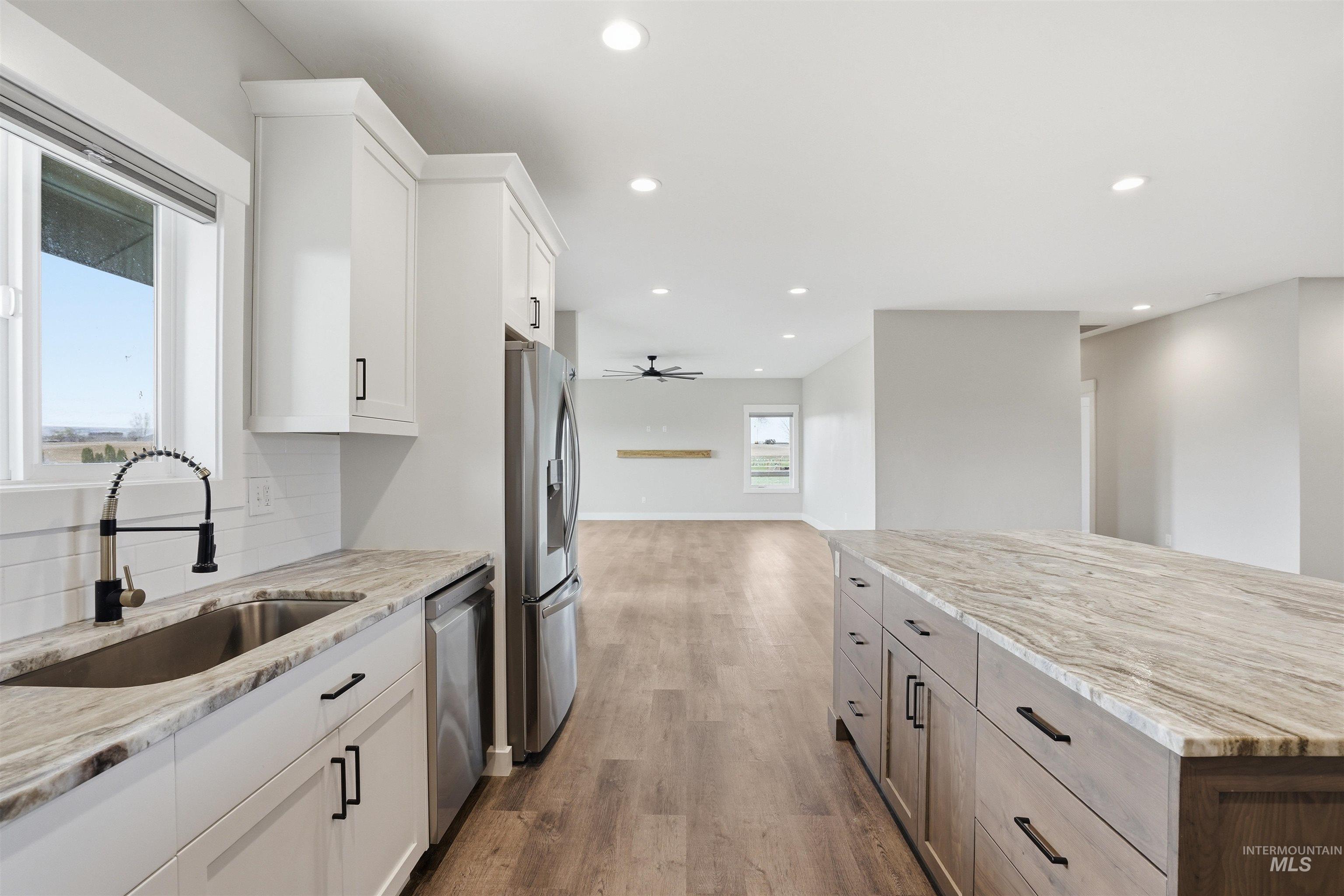 6617 Red Rock, Marsing, Idaho 83639, 3 Bedrooms, 2.5 Bathrooms, Residential For Sale, Price $839,000,MLS 98978208