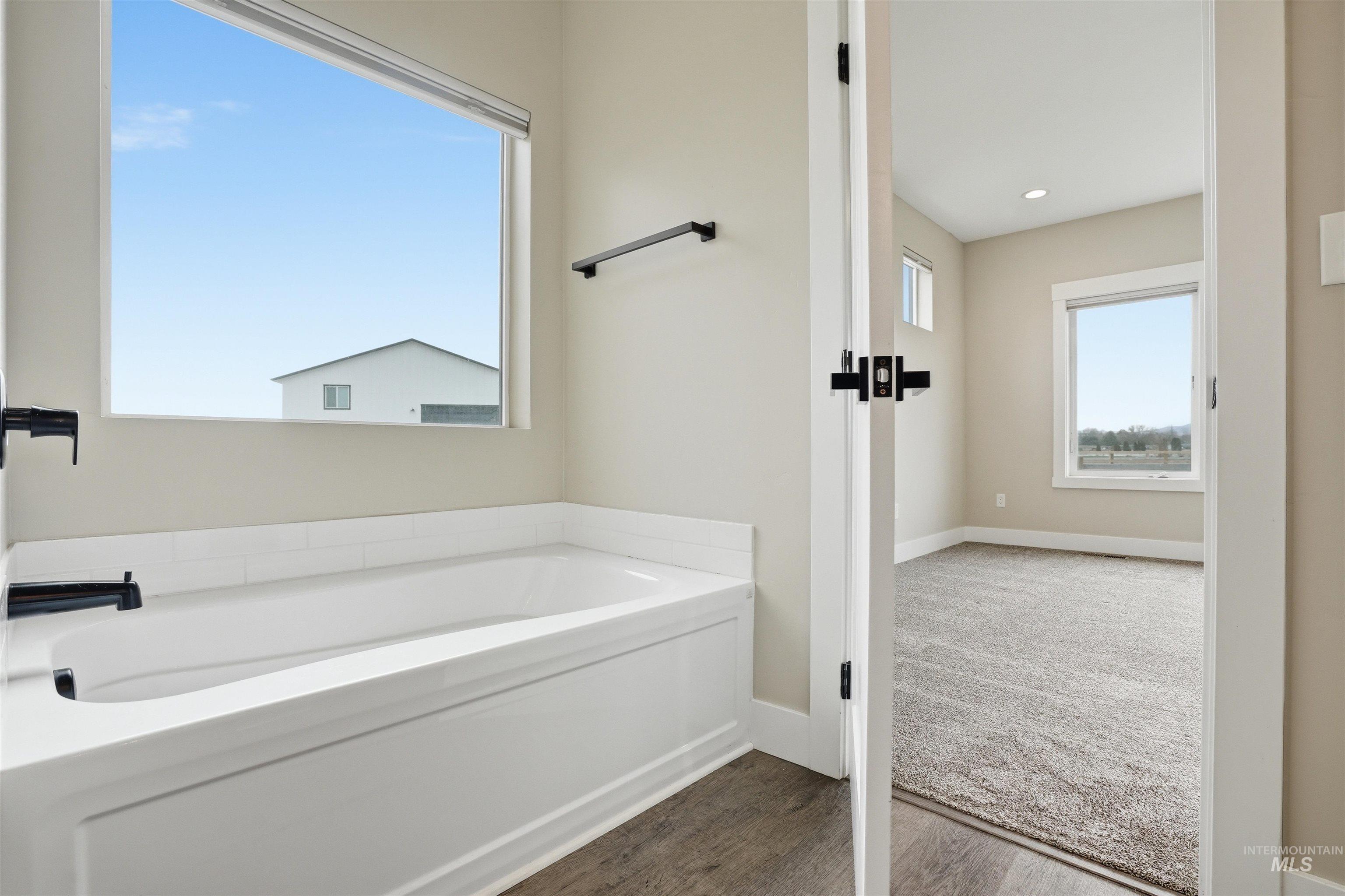 6617 Red Rock, Marsing, Idaho 83639, 3 Bedrooms, 2.5 Bathrooms, Residential For Sale, Price $839,000,MLS 98978208