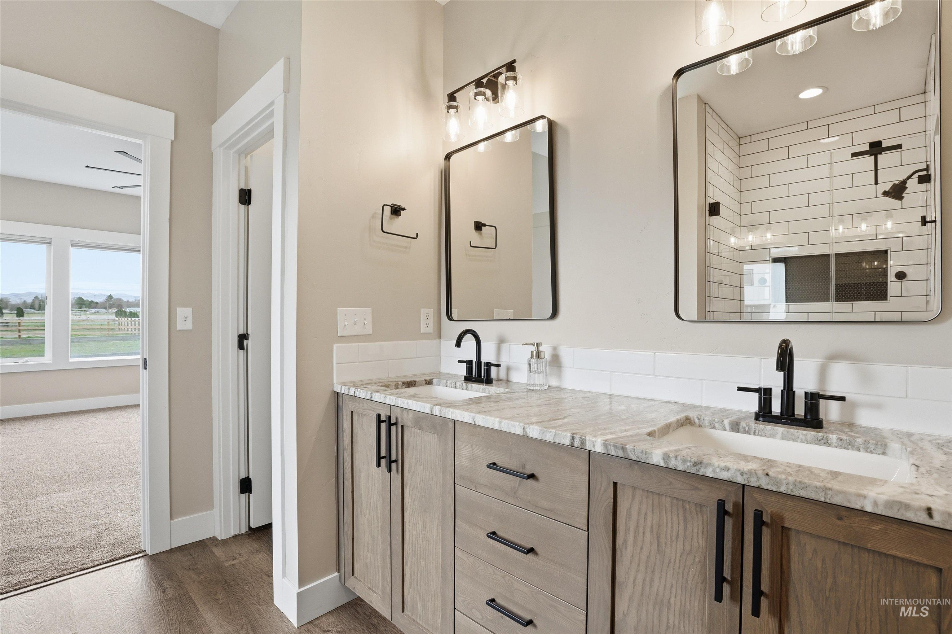 6617 Red Rock, Marsing, Idaho 83639, 3 Bedrooms, 2.5 Bathrooms, Residential For Sale, Price $839,000,MLS 98978208