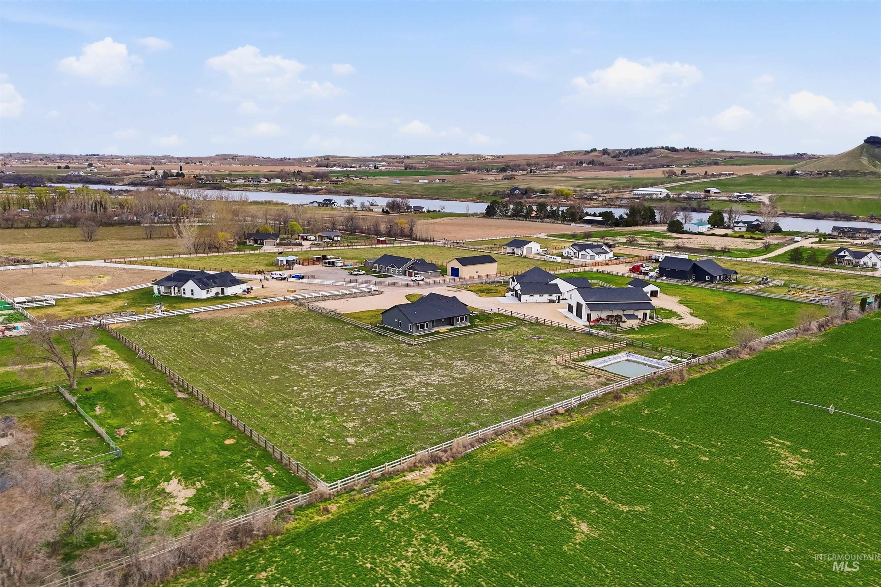 6617 Red Rock, Marsing, Idaho 83639, 3 Bedrooms, 2.5 Bathrooms, Residential For Sale, Price $839,000,MLS 98978208