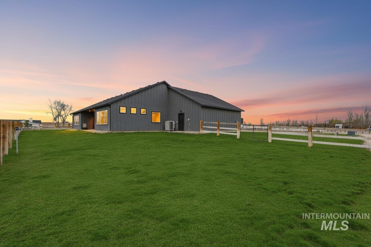 6617 Red Rock, Marsing, Idaho 83639, 3 Bedrooms, 2.5 Bathrooms, Residential For Sale, Price $839,000,MLS 98978208