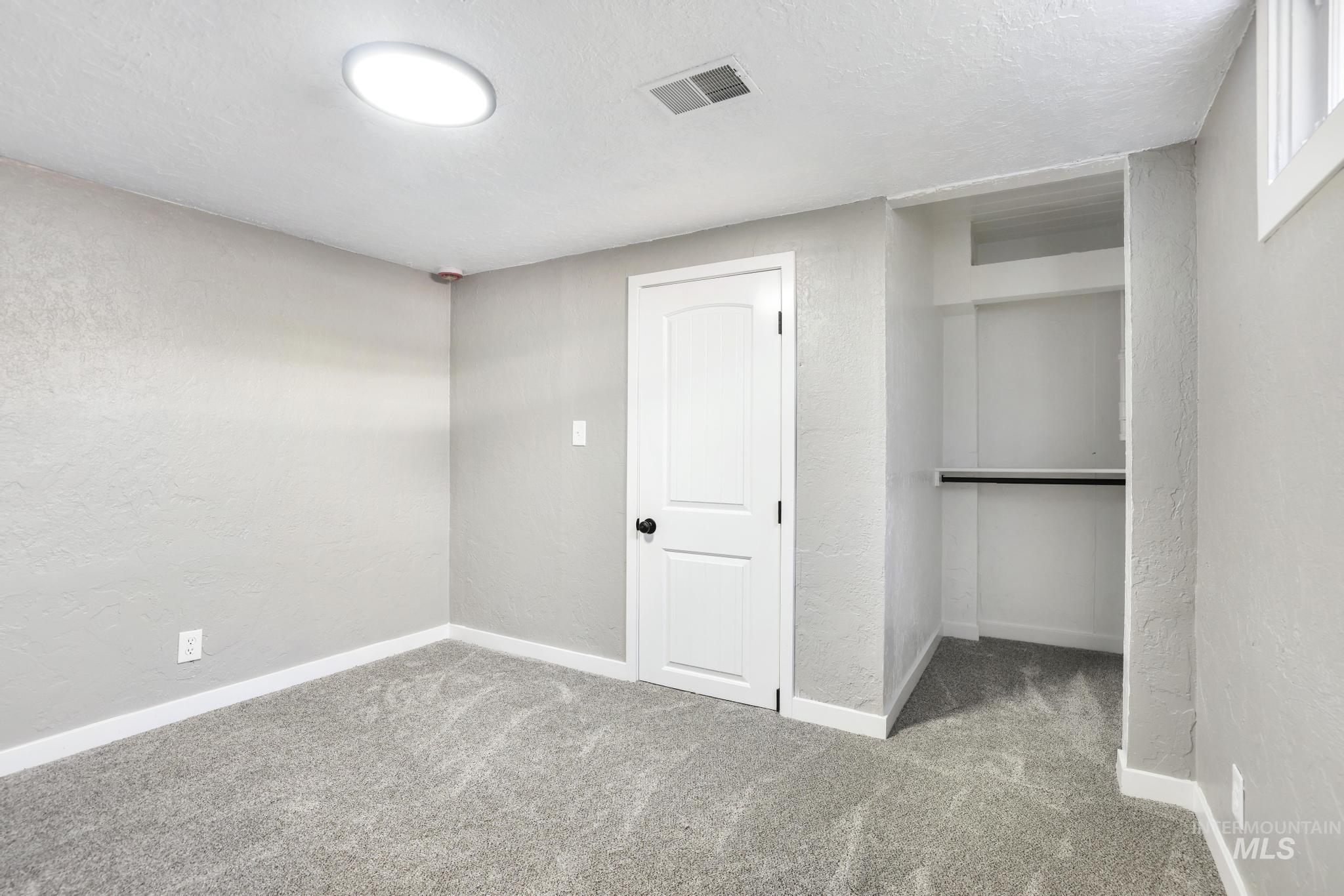 1302 Fremont Drive, Twin Falls, Idaho 83301, 4 Bedrooms, 2 Bathrooms, Residential For Sale, Price $395,000,MLS 98978209