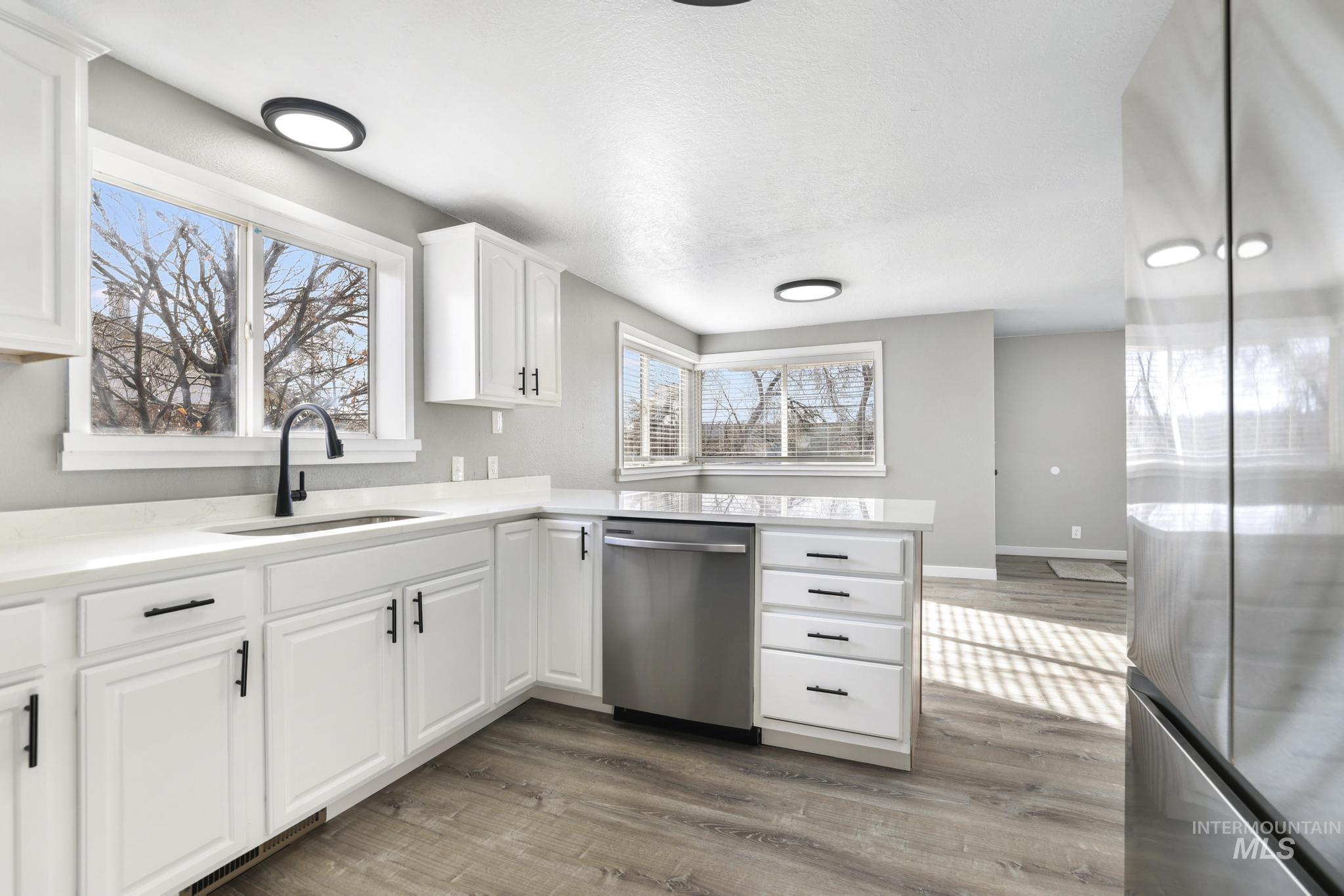 1302 Fremont Drive, Twin Falls, Idaho 83301, 4 Bedrooms, 2 Bathrooms, Residential For Sale, Price $395,000,MLS 98978209