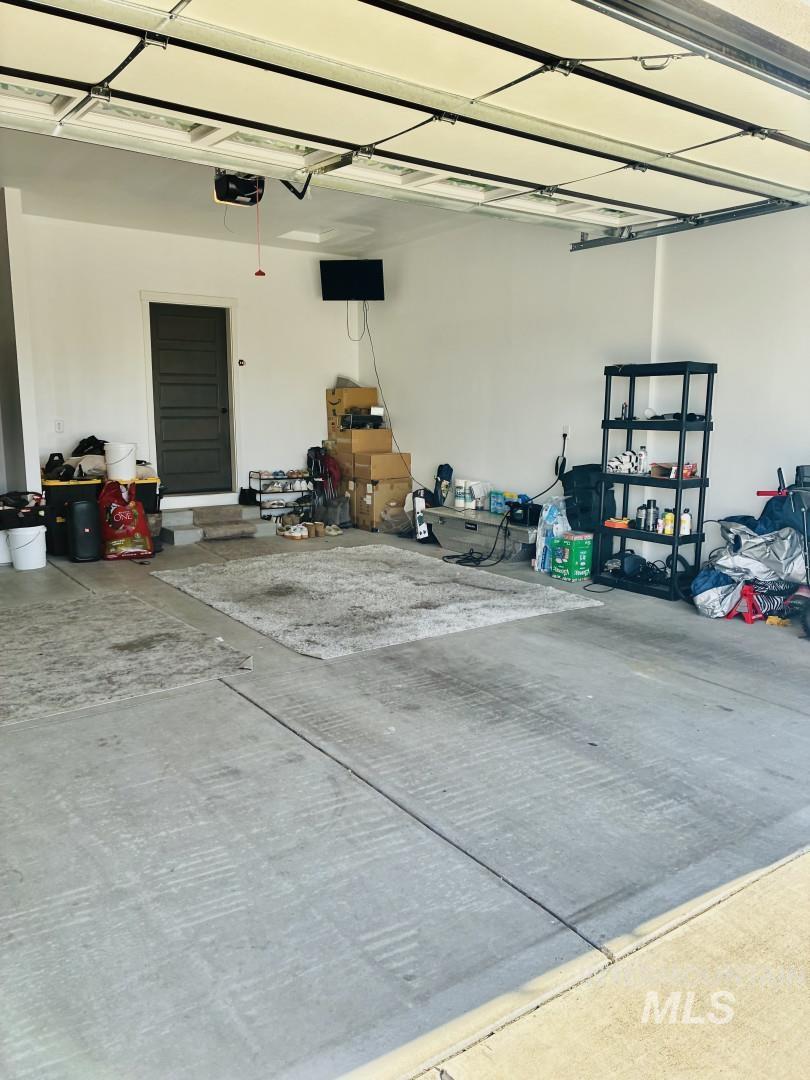 1600 N Birch Street, Jerome, Idaho 83338, 4 Bedrooms, 2 Bathrooms, Residential For Sale, Price $445,999,MLS 98978210