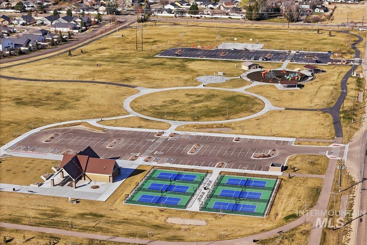 7593 E Lightfoot St, Nampa, Idaho 83687, 3 Bedrooms, 2 Bathrooms, Residential For Sale, Price $435,000,MLS 98978211