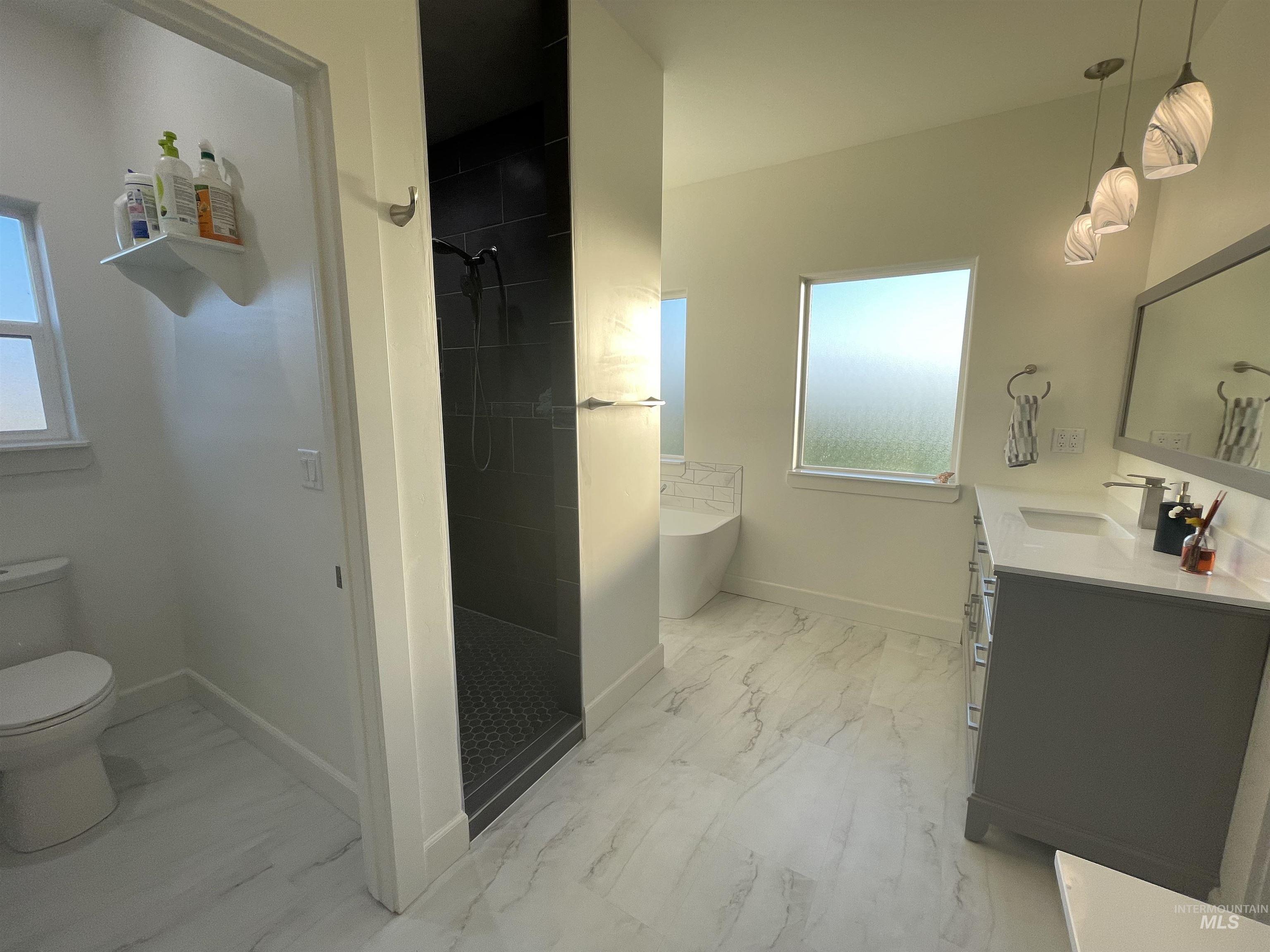 3613 N 3480 E, Kimberly, Idaho 83341, 6 Bedrooms, 5 Bathrooms, Residential For Sale, Price $849,990,MLS 98978212