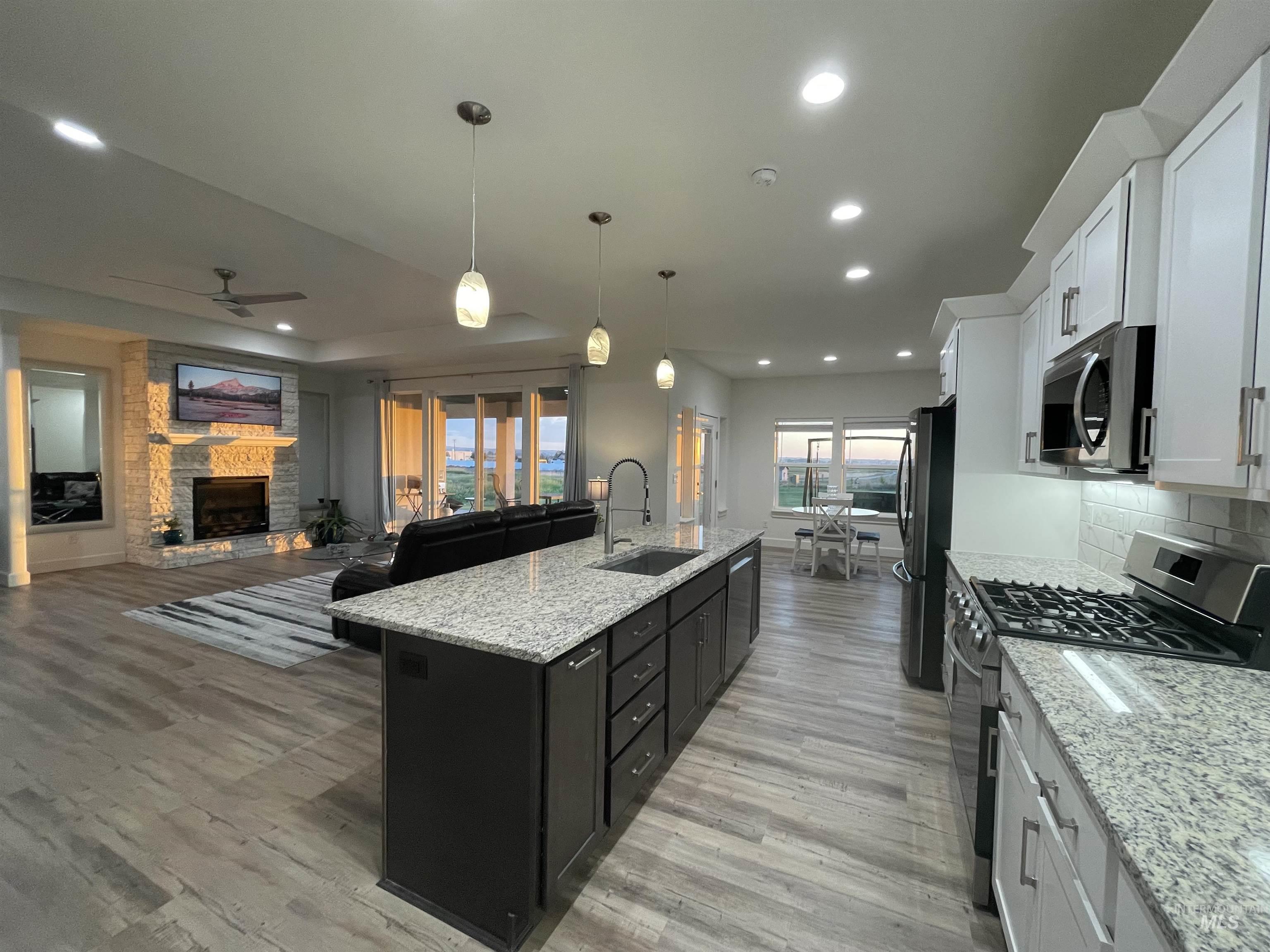 3613 N 3480 E, Kimberly, Idaho 83341, 6 Bedrooms, 5 Bathrooms, Residential For Sale, Price $849,990,MLS 98978212