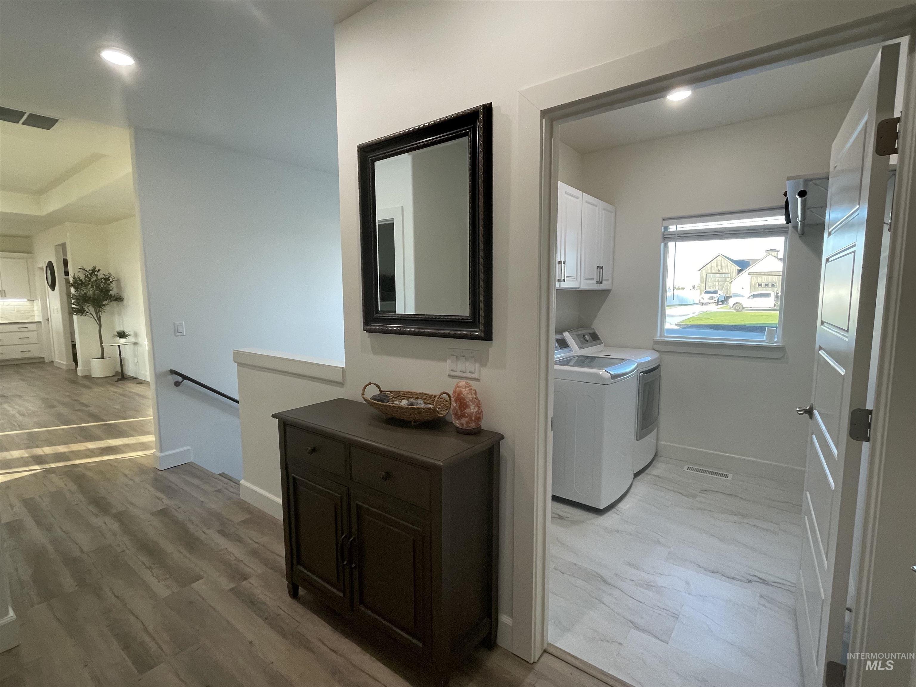 3613 N 3480 E, Kimberly, Idaho 83341, 6 Bedrooms, 5 Bathrooms, Residential For Sale, Price $849,990,MLS 98978212