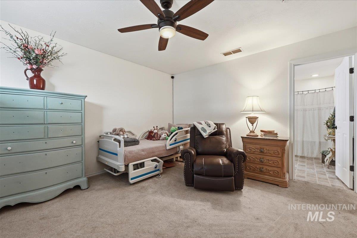 1219 W Eagle Ave, Nampa, Idaho 83651, 3 Bedrooms, 2 Bathrooms, Residential For Sale, Price $399,900,MLS 98978217