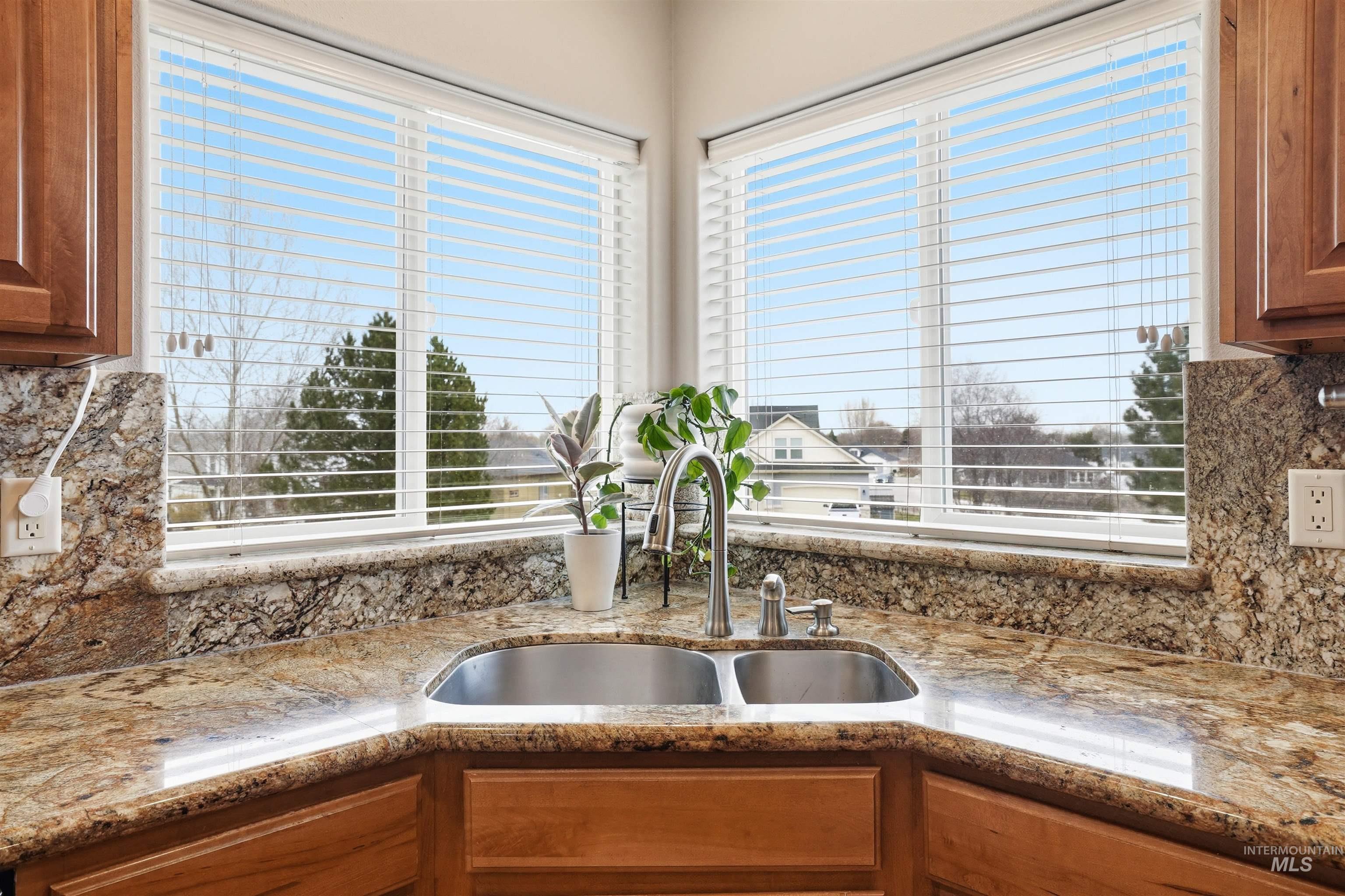 628 Kennedy Dr, Middleton, Idaho 83644, 4 Bedrooms, 3 Bathrooms, Residential For Sale, Price $650,000,MLS 98978218