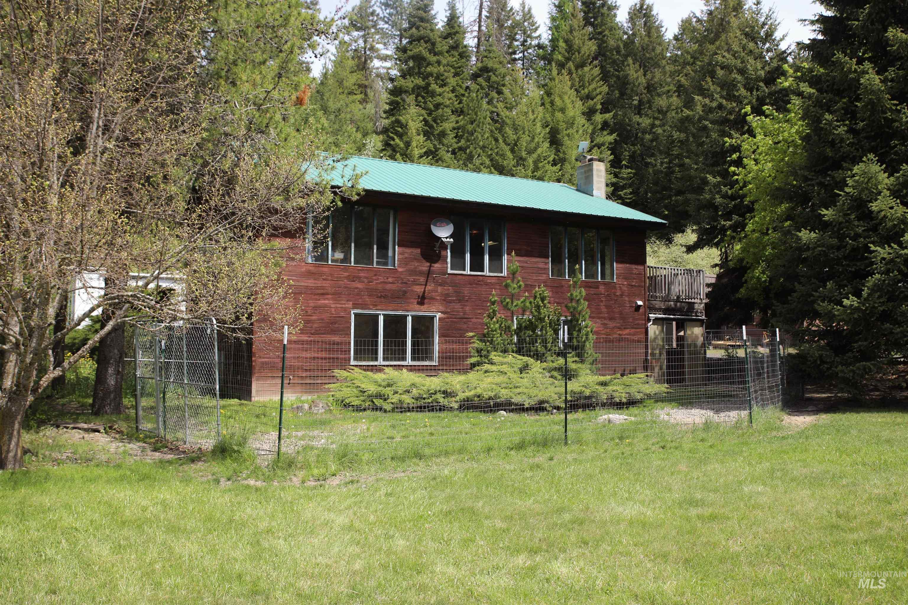 1021 Claypit Rd, Troy, Idaho 83871, 3 Bedrooms, 2 Bathrooms, Residential For Sale, Price $875,000,MLS 98978219