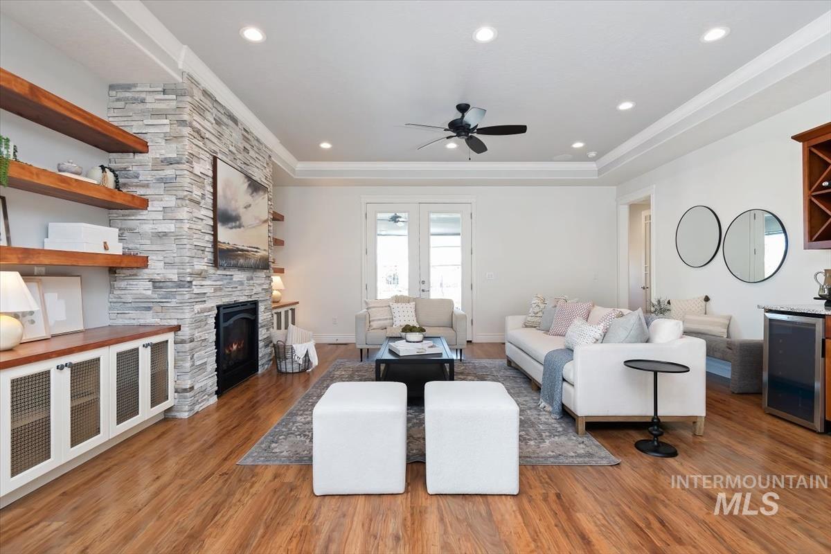 8042 W Decathlon, Eagle, Idaho 83616-7648, 3 Bedrooms, 3.5 Bathrooms, Residential For Sale, Price $769,900,MLS 98978220