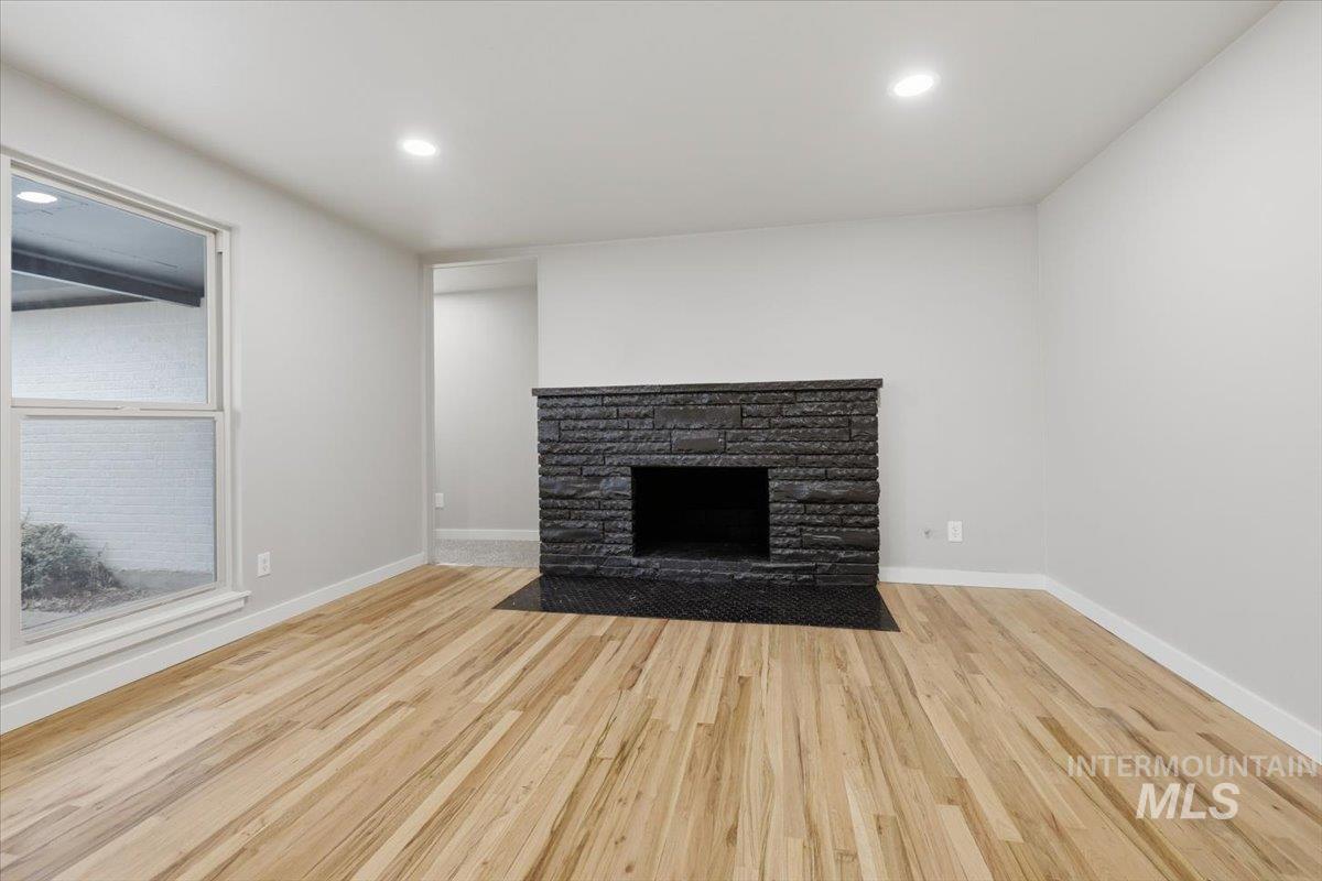 2123 W Lemhi St, Boise, Idaho 83705-4280, 3 Bedrooms, 1.5 Bathrooms, Residential For Sale, Price $549,000, 98978223